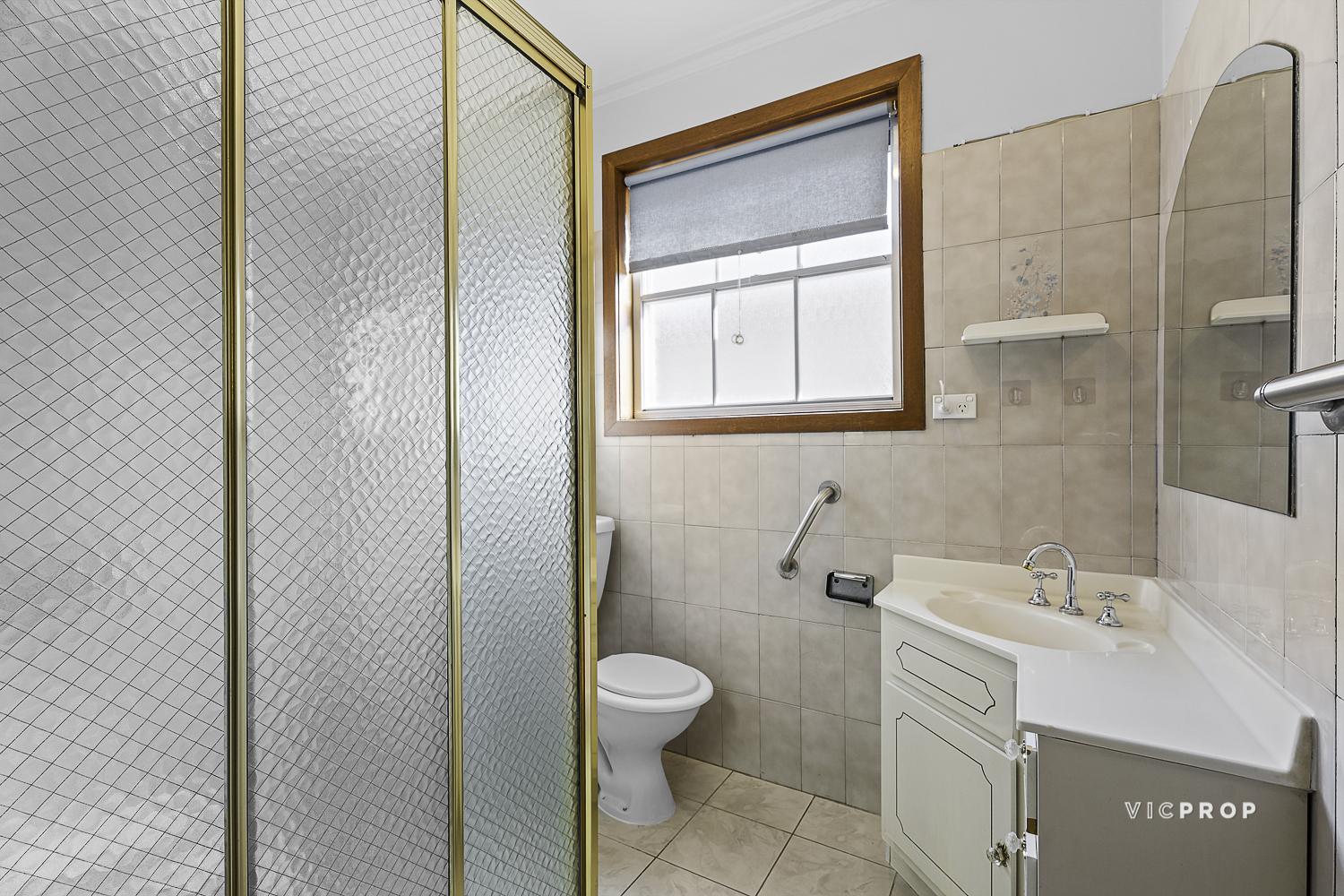 2 Peronne Street, Pascoe Vale South, VIC 3044 - Image 10