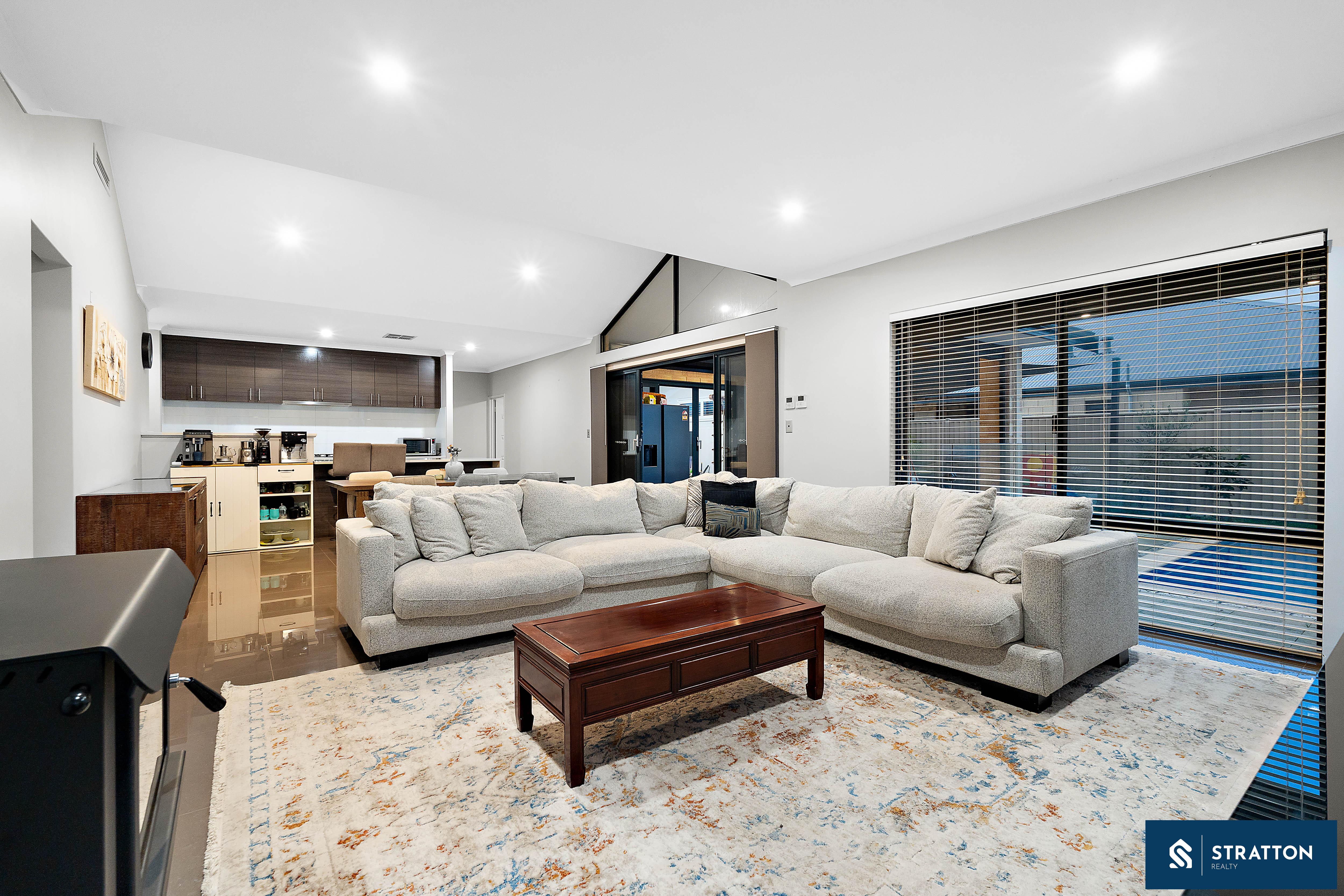 14 TRUMPET STREET, Southern River WA 6110 - Image 7