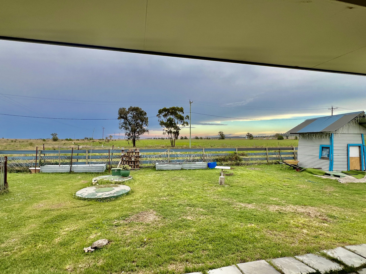 5-bedroom house at 27 Earl Street, Jondaryan, QLD 4403, Toowoomba, Queensland