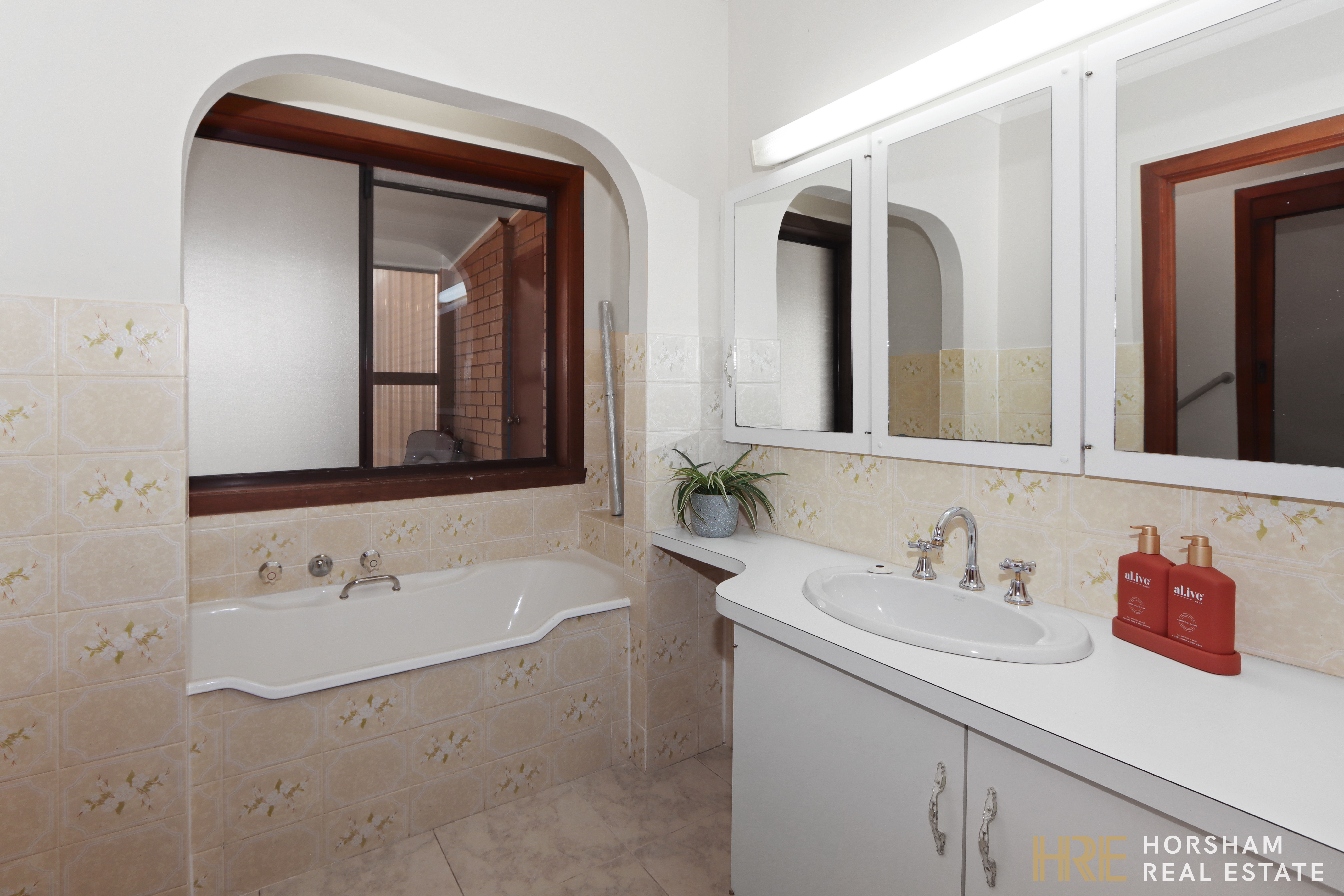 3-bedroom house at 130 CRAIG AVENUE, Warracknabeal VIC 3393, Yarriambiack, Victoria