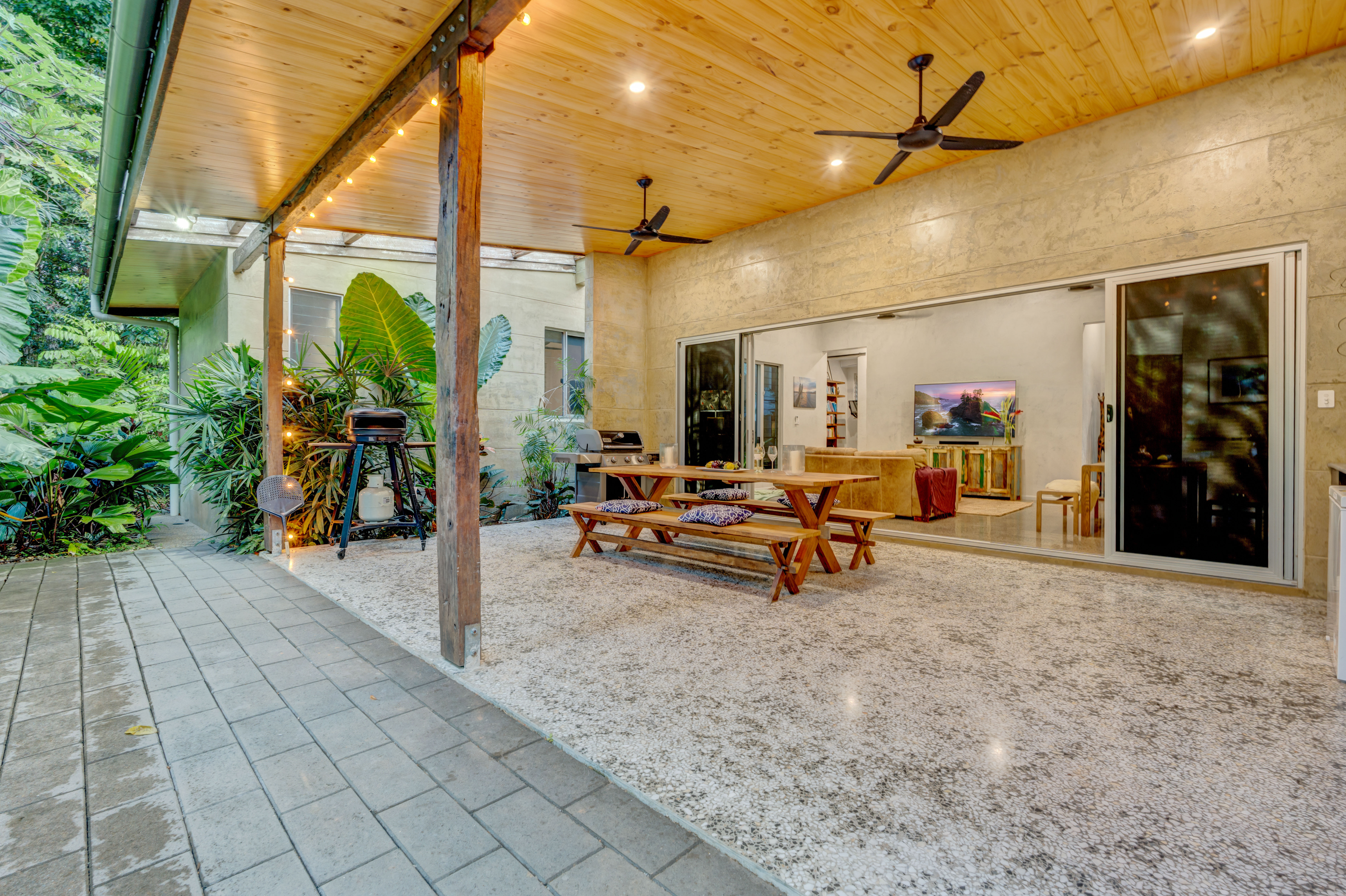 5-bedroom house at 19 Mission Circle, Wongaling Beach, Qld, 4852, Cassowary Coast, Queensland