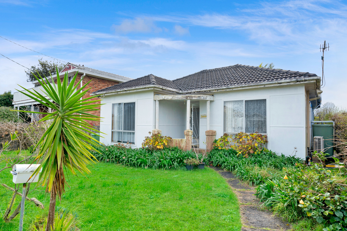 12 Manly Parade, The Entrance North, NSW 2261 - Image 2