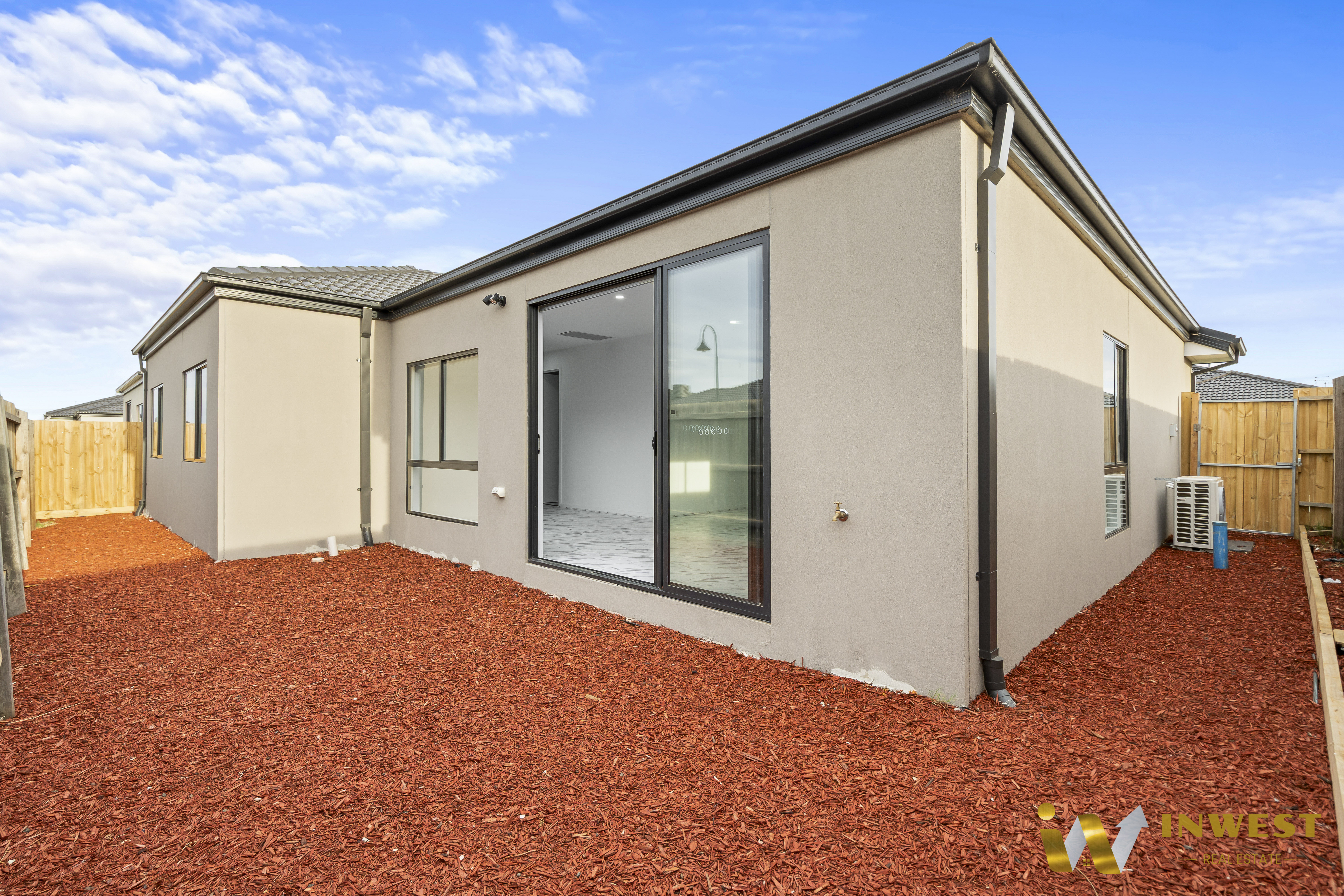 4-bedroom house at 40 AYESHA AVENUE, Melton South VIC 3338, Melton, Victoria