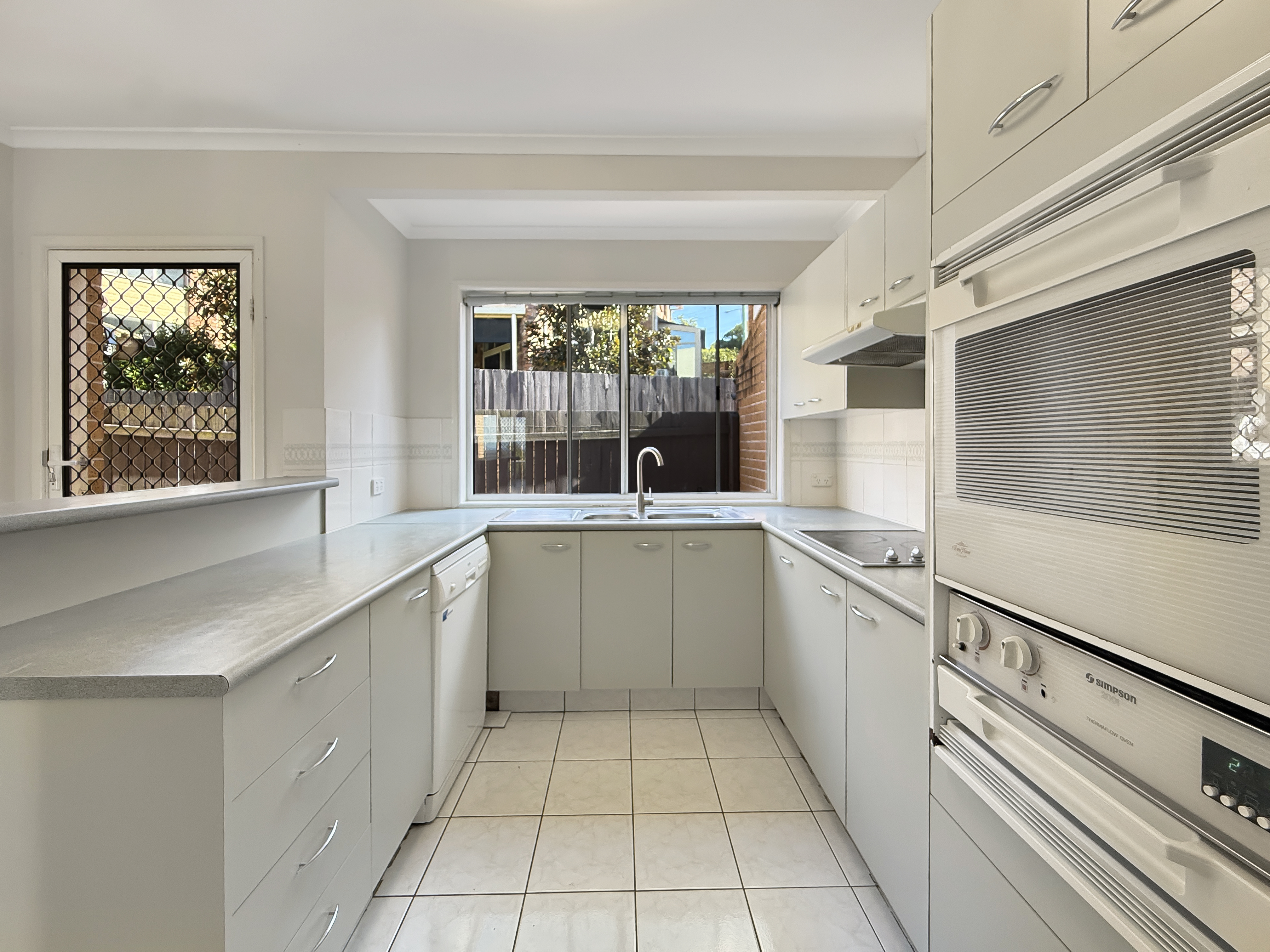 2 16 BALLINGER COURT, BUDERIM QLD 4556 - Image 6