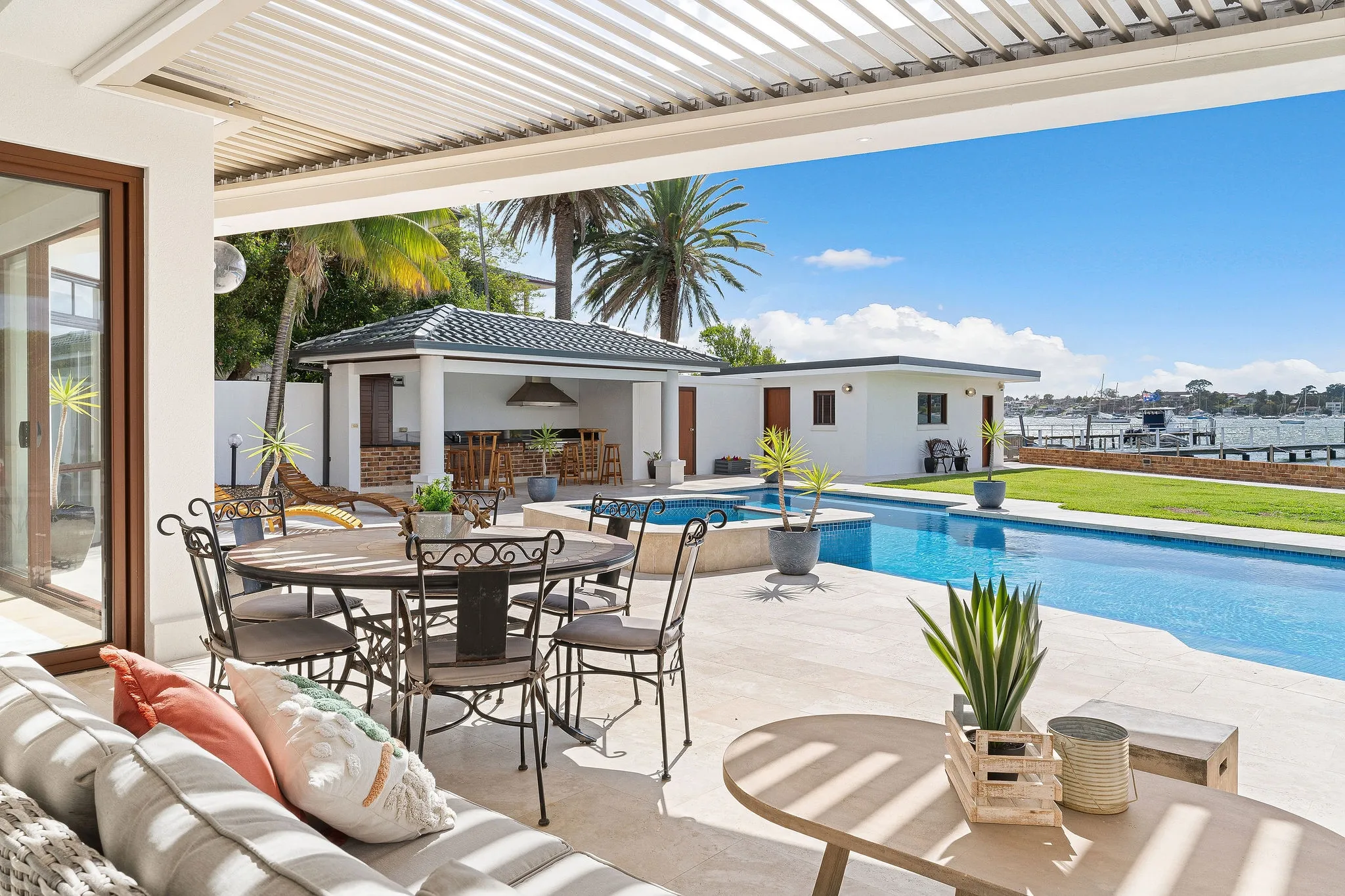 6-bedroom house at 14 Beach Street, Blakehurst, NSW 2221, Georges River, New South Wales