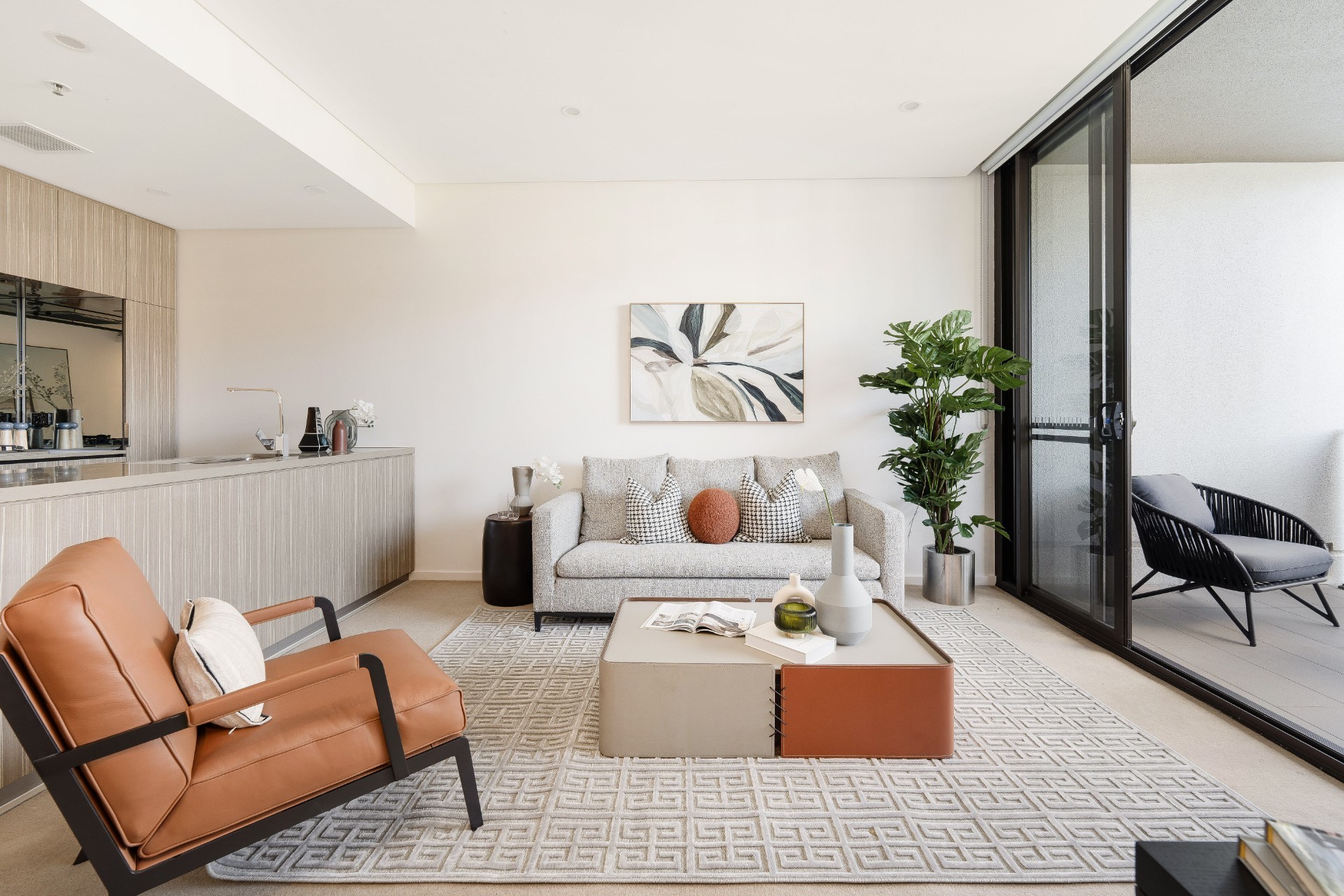 512/1 George Julius Avenue, Zetland, NSW 2017 - Image 1