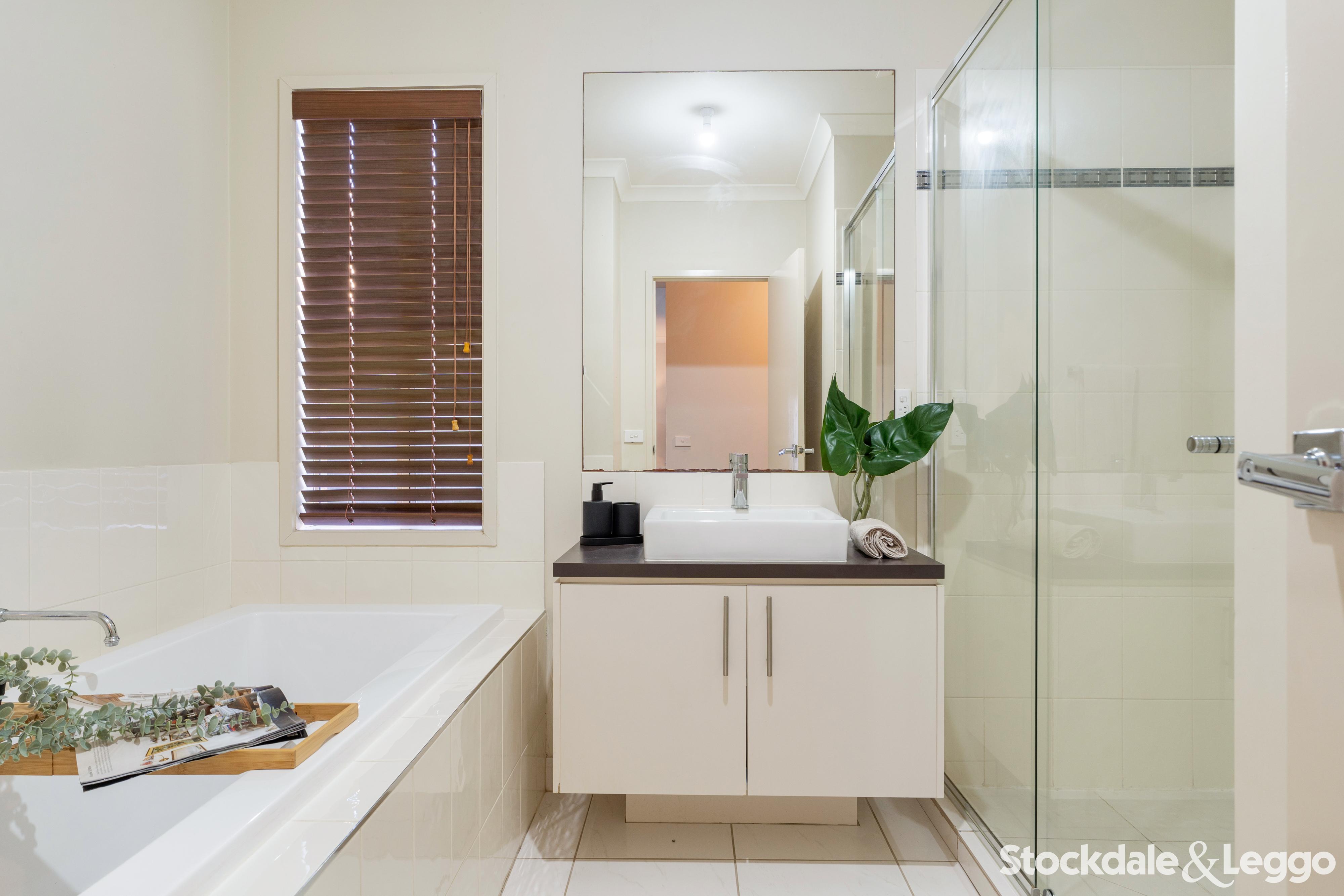 7 CRADLE MOUNTAIN DRIVE, Craigieburn VIC 3064 - Image 10
