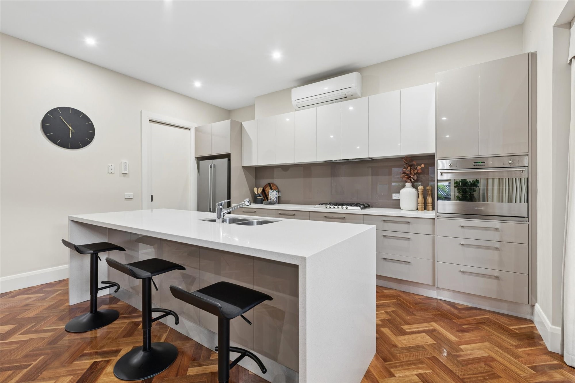 7 BRYSON AVENUE, Brighton VIC 3186 - Image 3