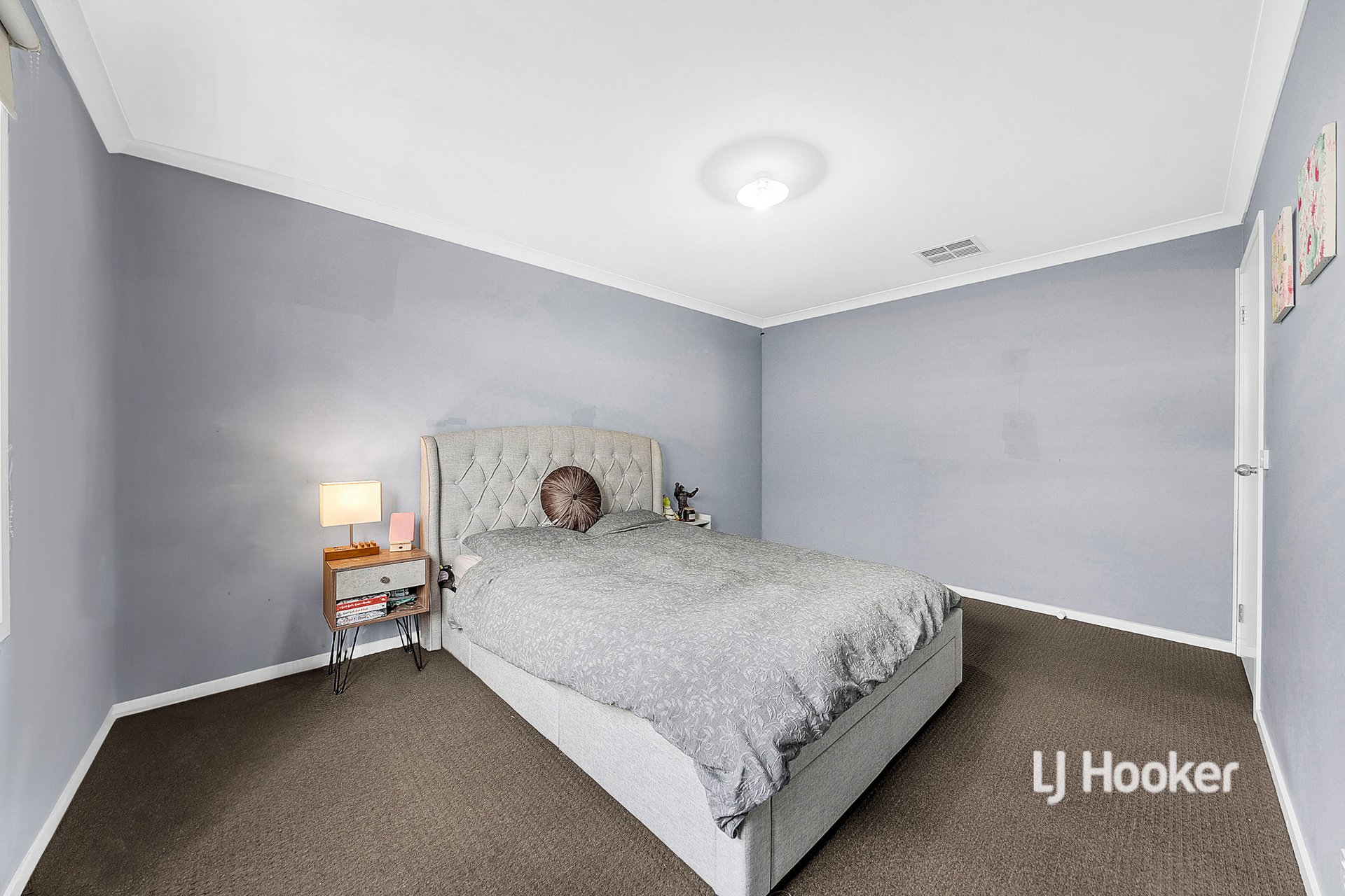 5-bedroom house at 27 Dan Morgan Drive, Cranbourne East, VIC 3977, Casey, Victoria