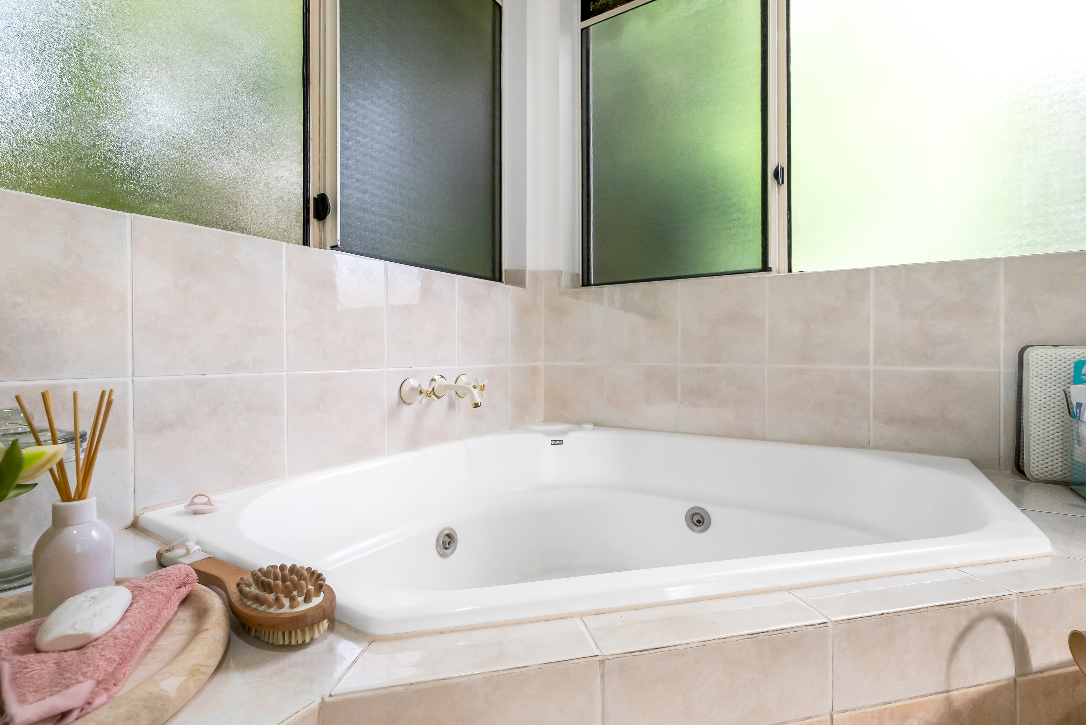 10 EAST PARKRIDGE DRIVE, Brinsmead QLD 4870 - Image 7