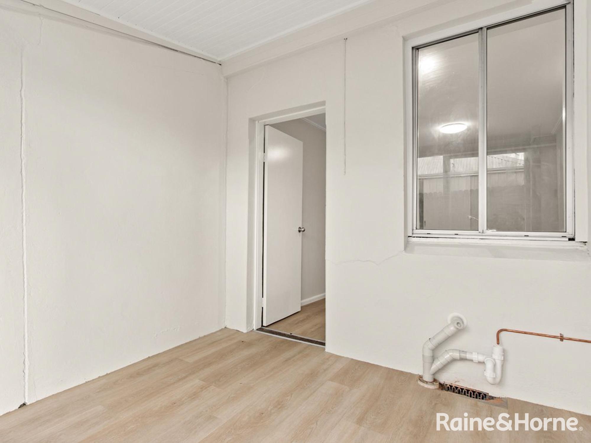 2-bedroom house at 135 Durham Street, Bathurst, NSW 2795, Bathurst, New South Wales