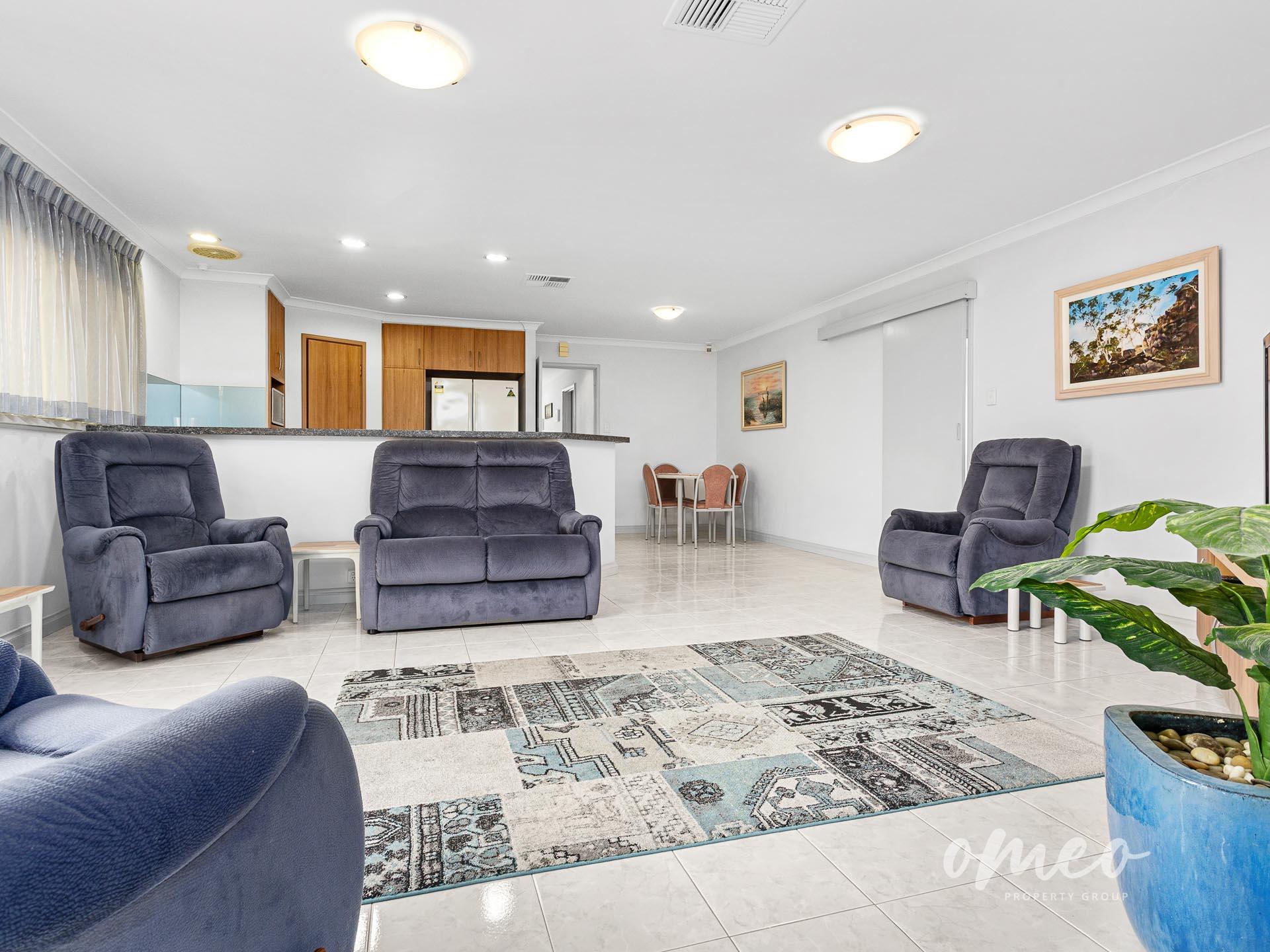 7b Luscombe Way, Coogee, Wa, 6166 - Image 1