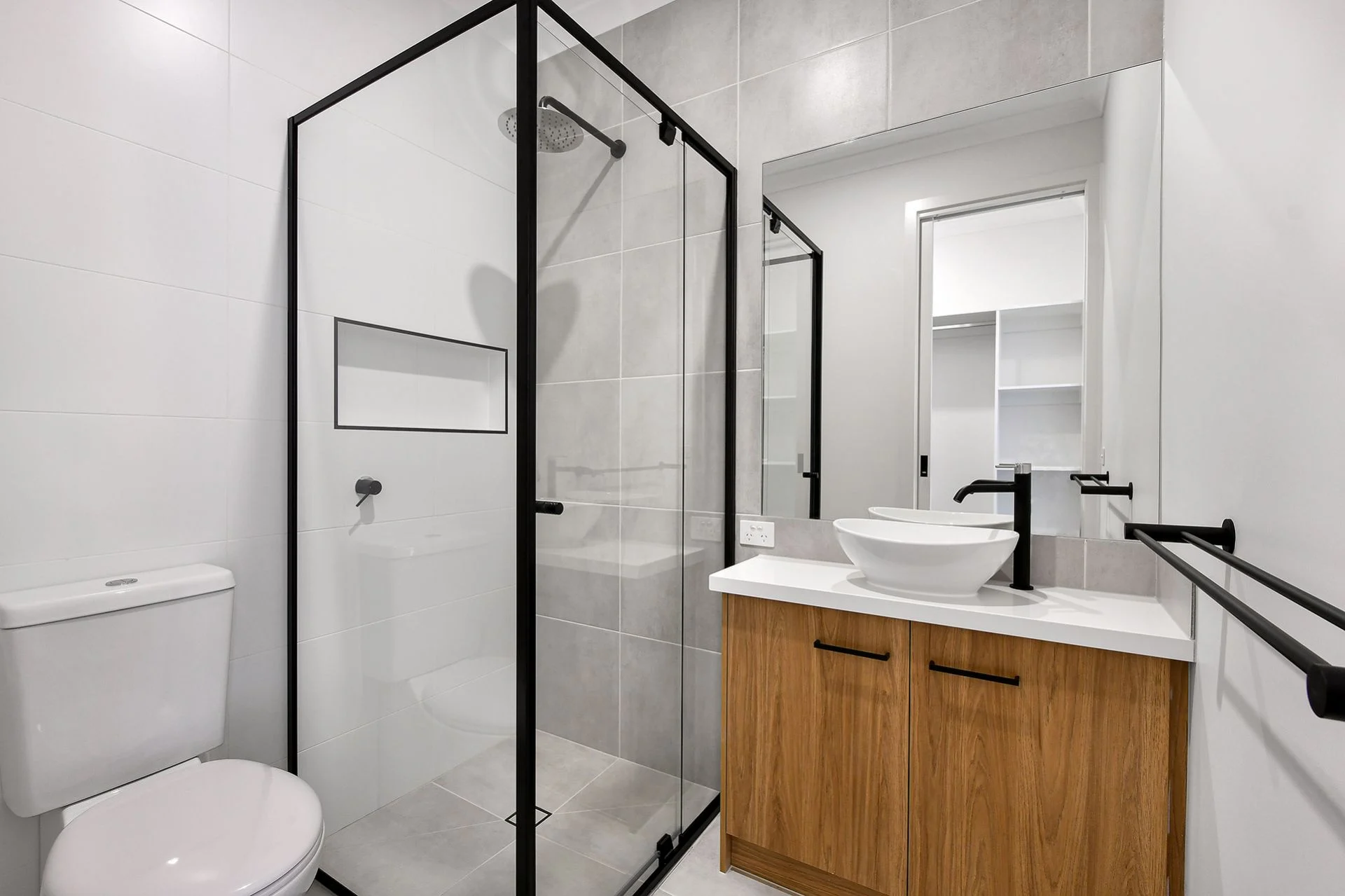 18 Houston Street, Epping, VIC 3076 - Image 4
