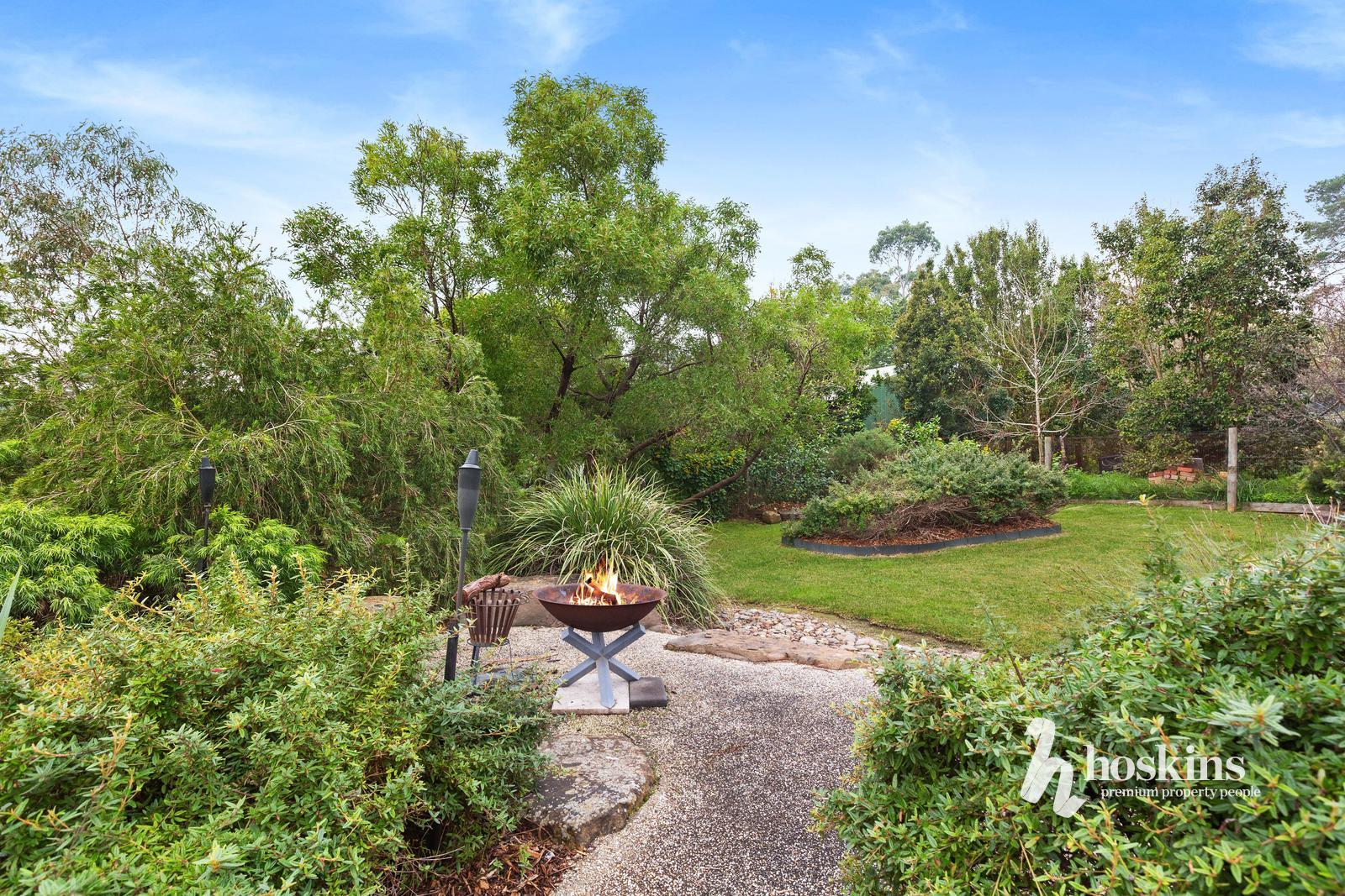 5-bedroom house at 50-52 Dalry Avenue, Park Orchards, VIC 3114, Manningham, Victoria
