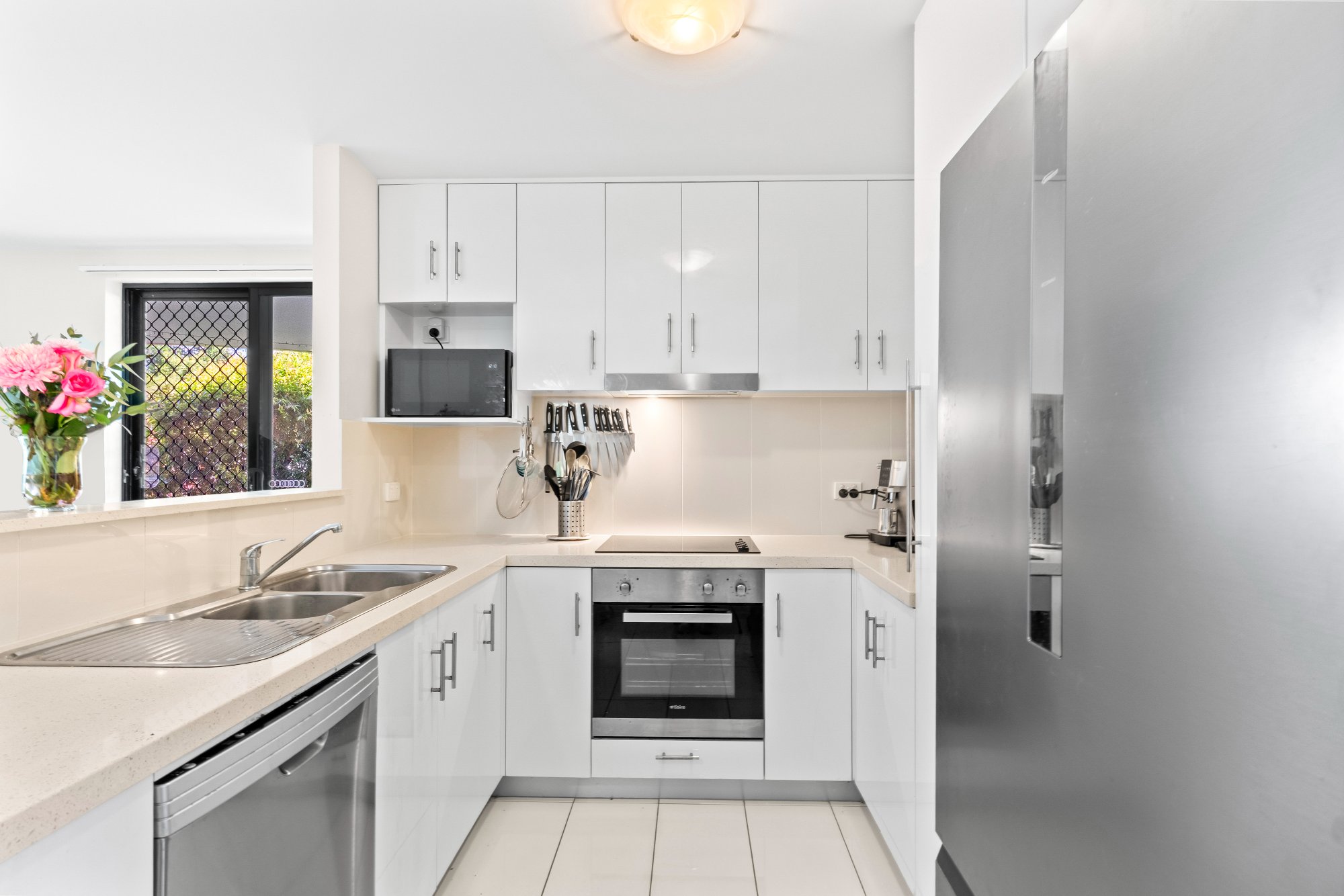 30 50-54 BIRCH STREET, MANUNDA QLD 4870 - Image 6