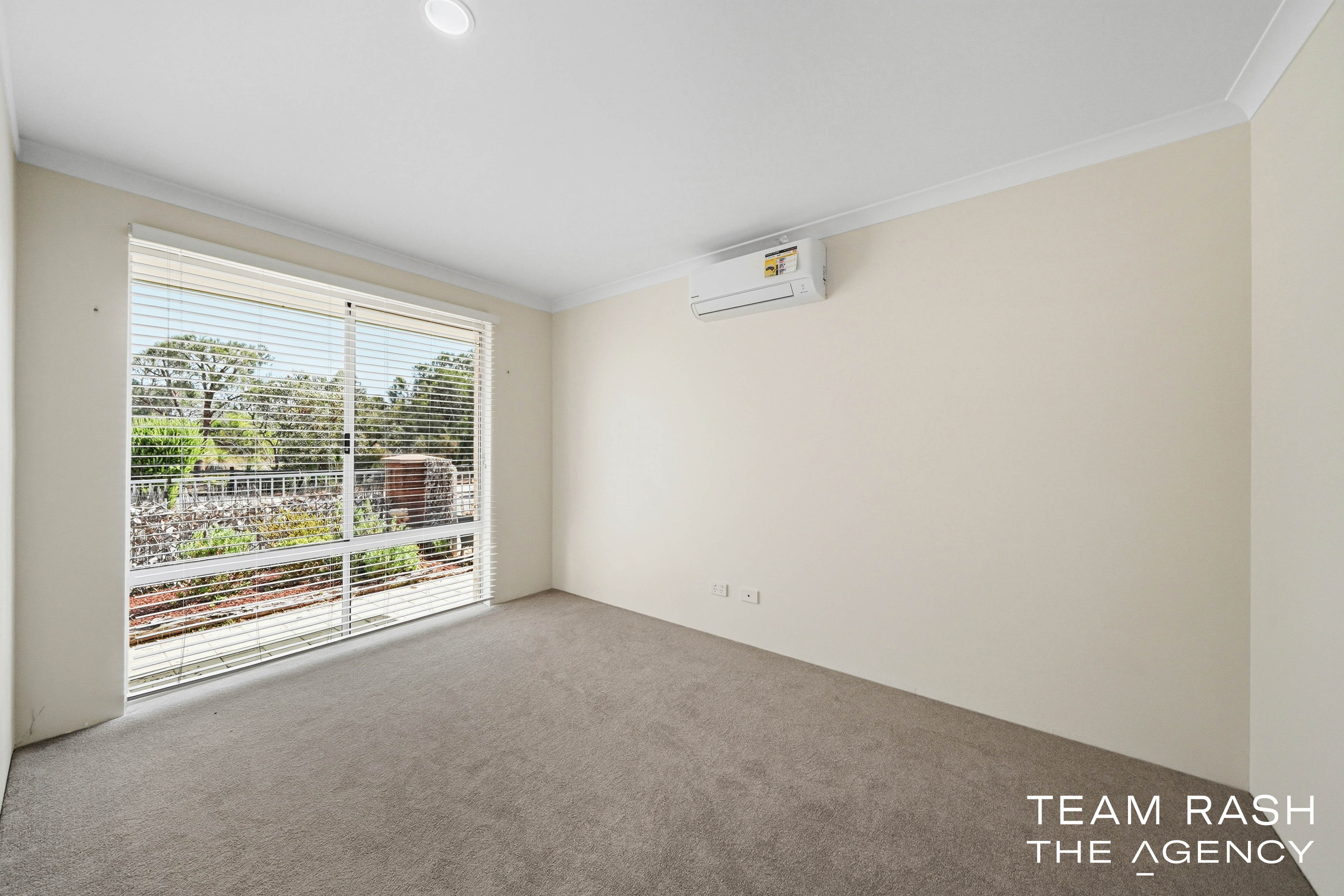 4-bedroom house at 2 Horticulture Gardens, Banksia Grove, WA 6031, Wanneroo, Western Australia