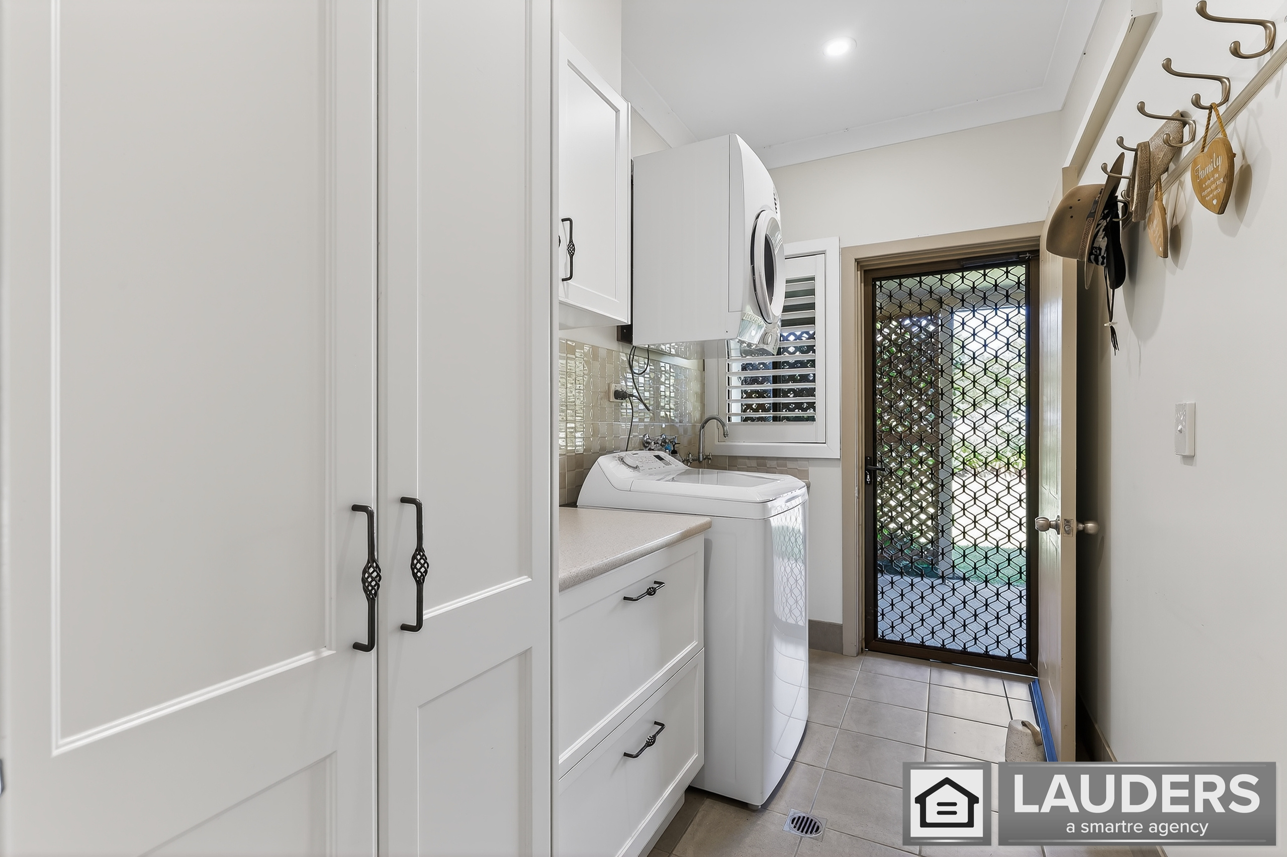 6-bedroom house at 157 OXLEY ISLAND ROAD, Oxley Island NSW 2430, Mid-Coast, New South Wales