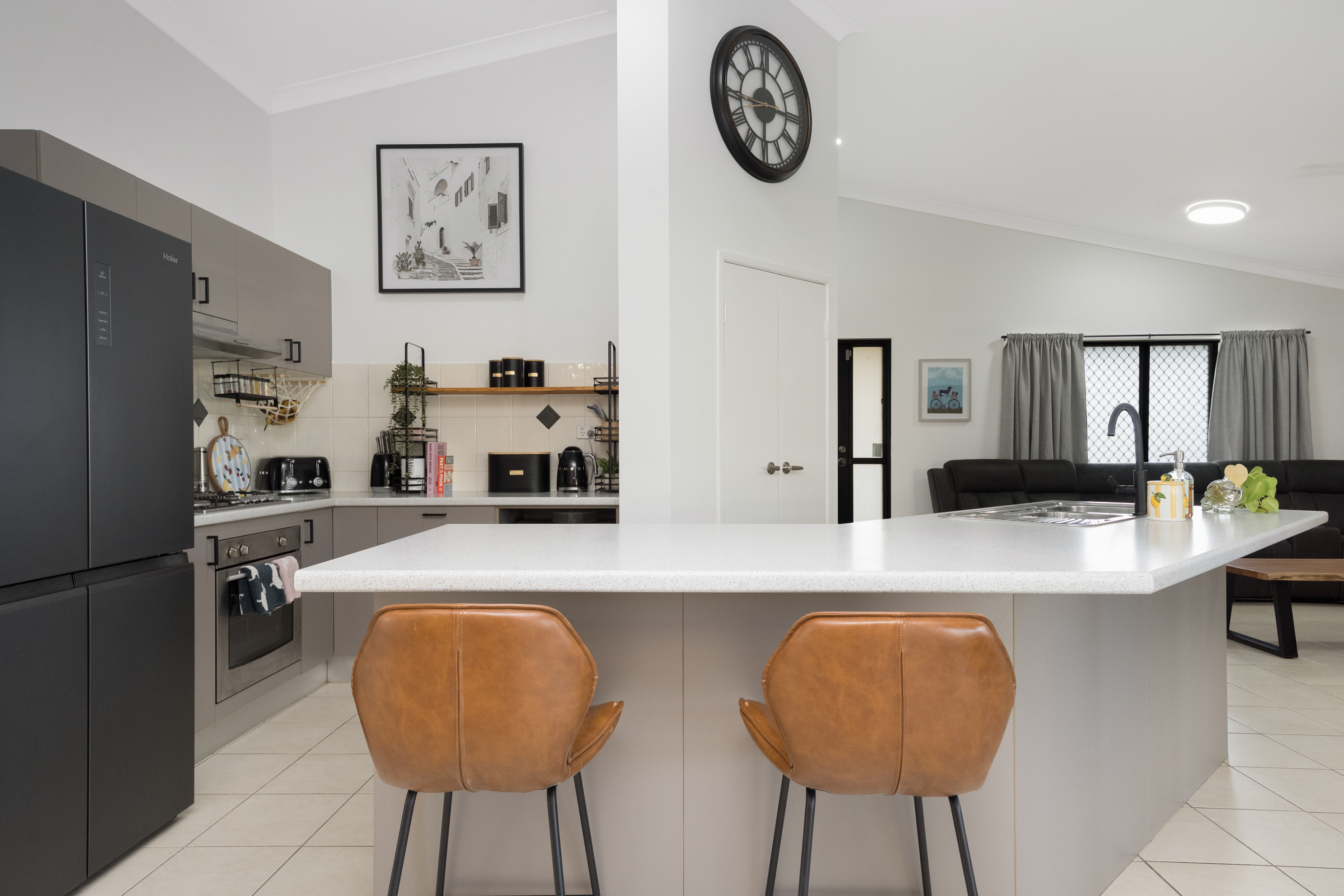 10 Lashmar Crescent, Deeragun, QLD 4818 - Image 2