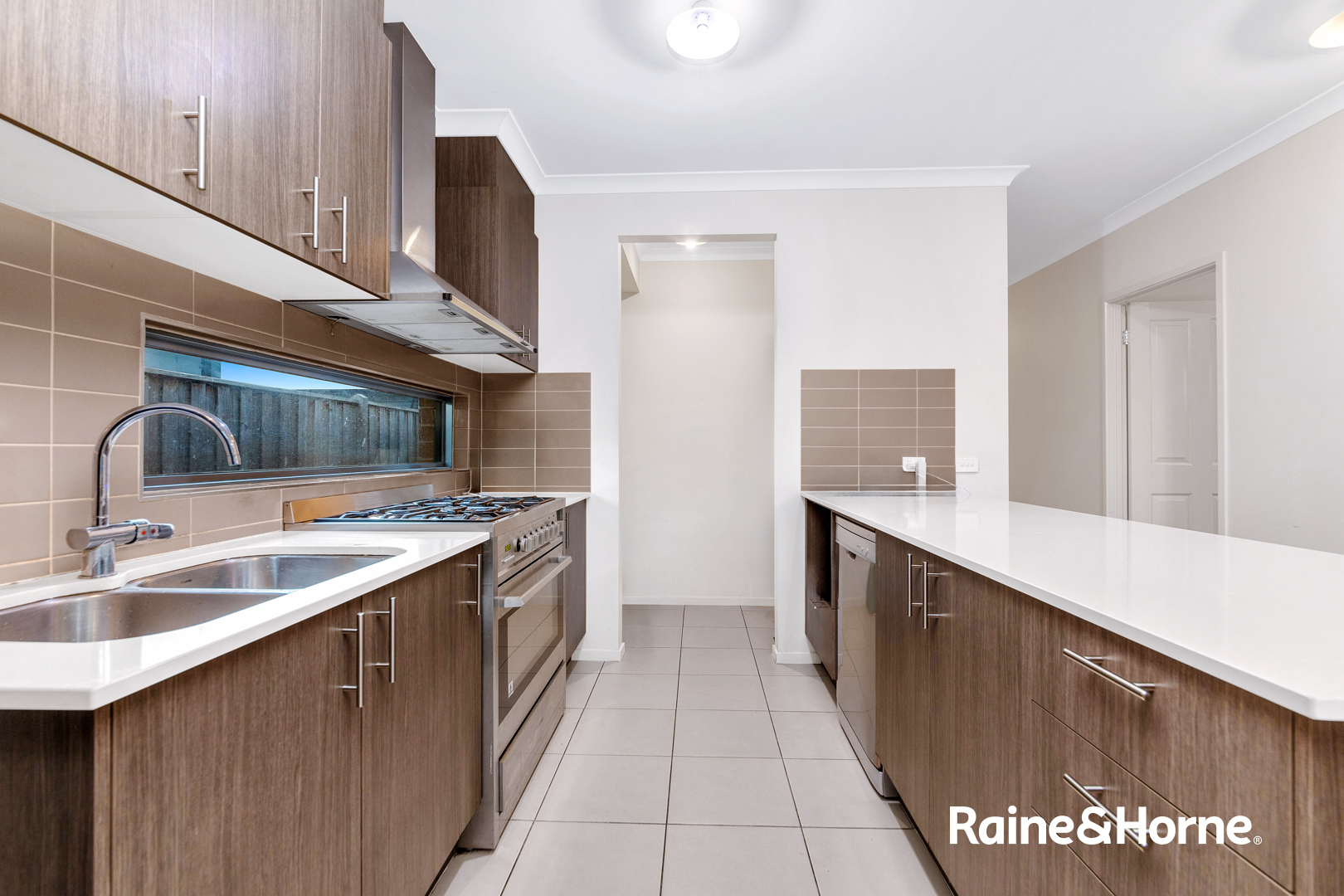 3-bedroom house at 13 Heathland Circuit, Cranbourne East, VIC 3977, Casey, Victoria