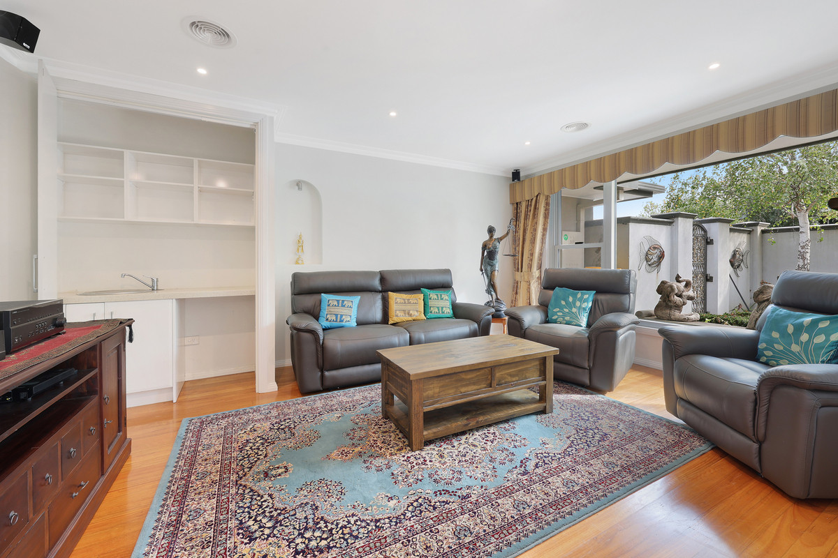 24 Chaucer Street, Hamilton, VIC 3300 - Image 10