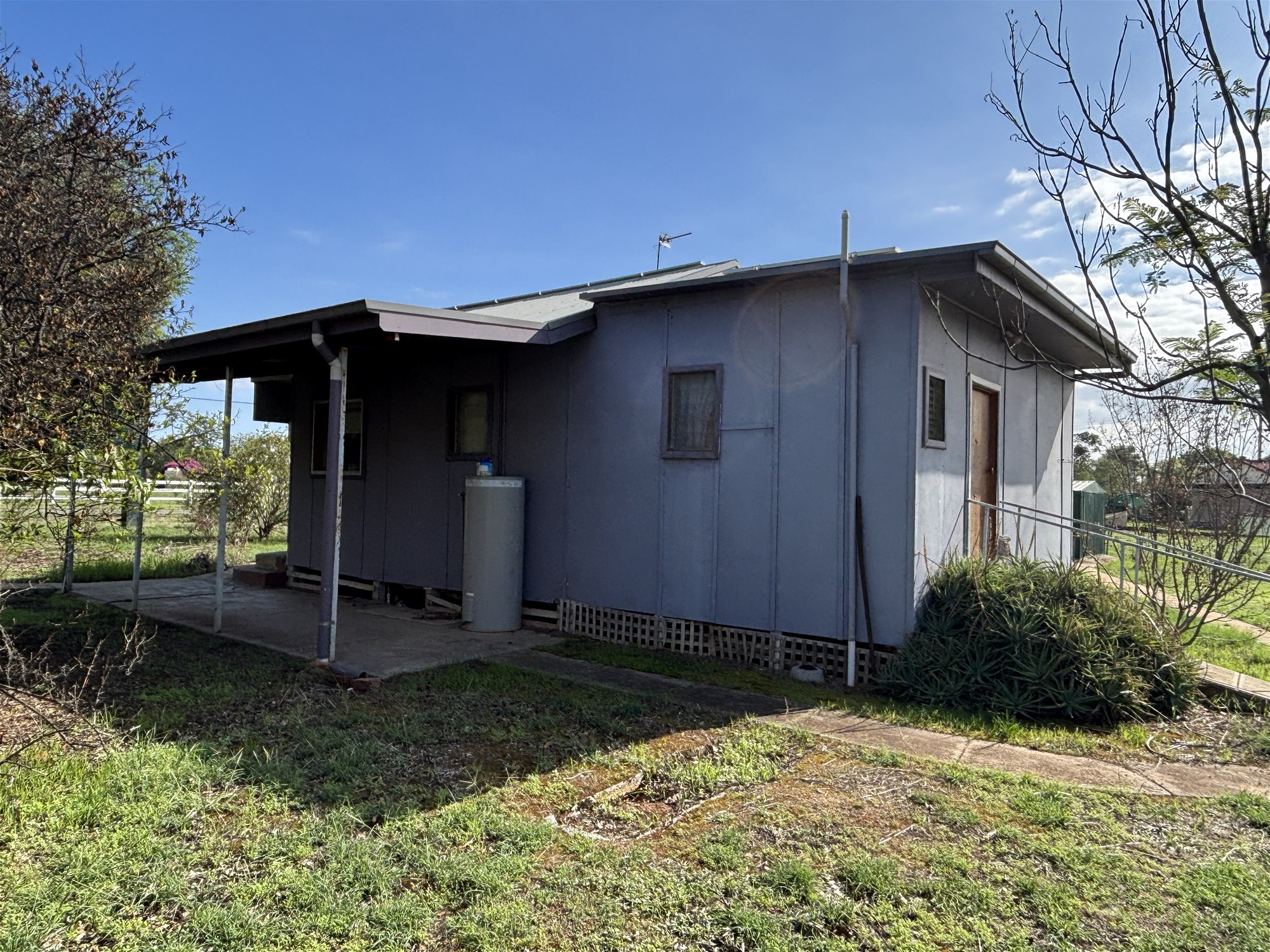 1-bedroom house at 37 Rankin Street, Oaklands, NSW 2646, Federation, New South Wales