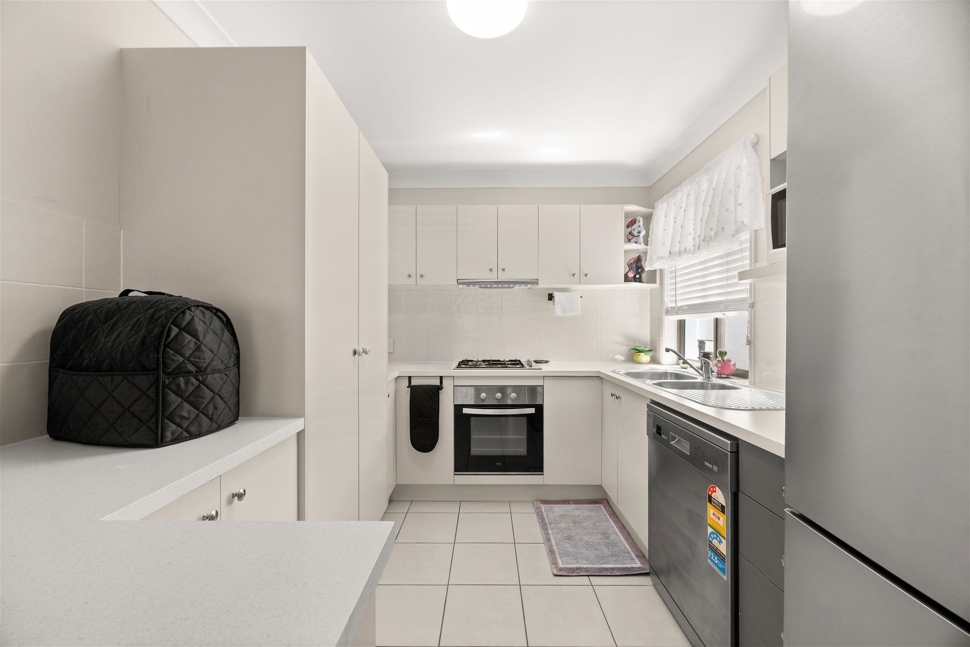 46 15 COLLEGE STREET, NORTH LAKES QLD 4509 - Image 2