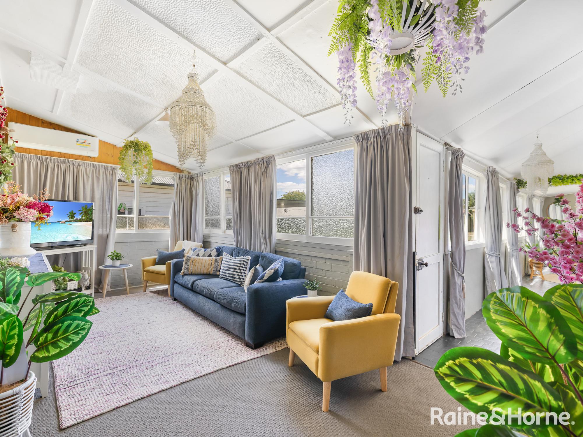 3-bedroom house at 112 Peel Street, Bathurst, NSW 2795, Bathurst, New South Wales