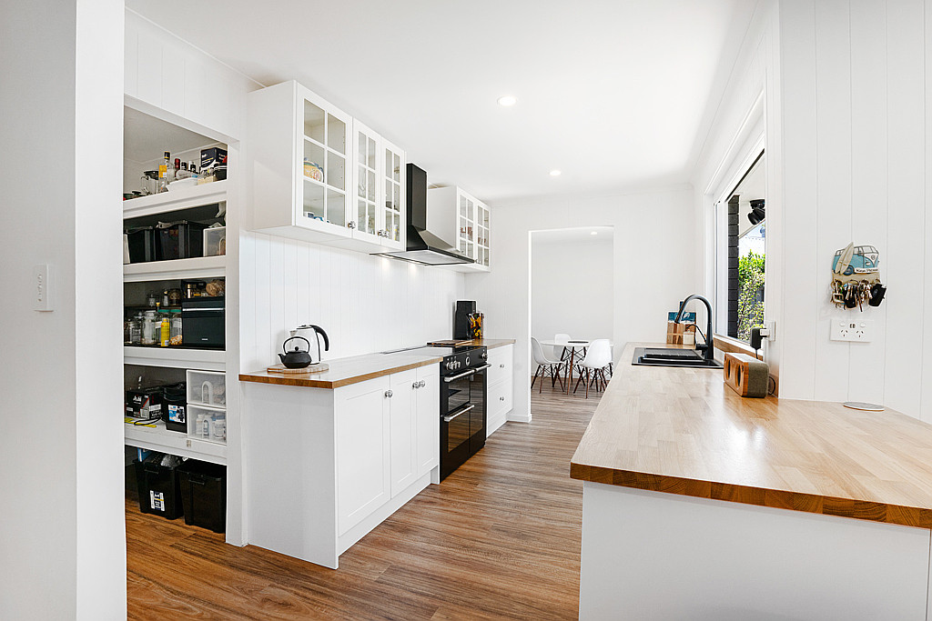 20 CORMACK PLACE, Currumbin Waters QLD 4223 - Image 10