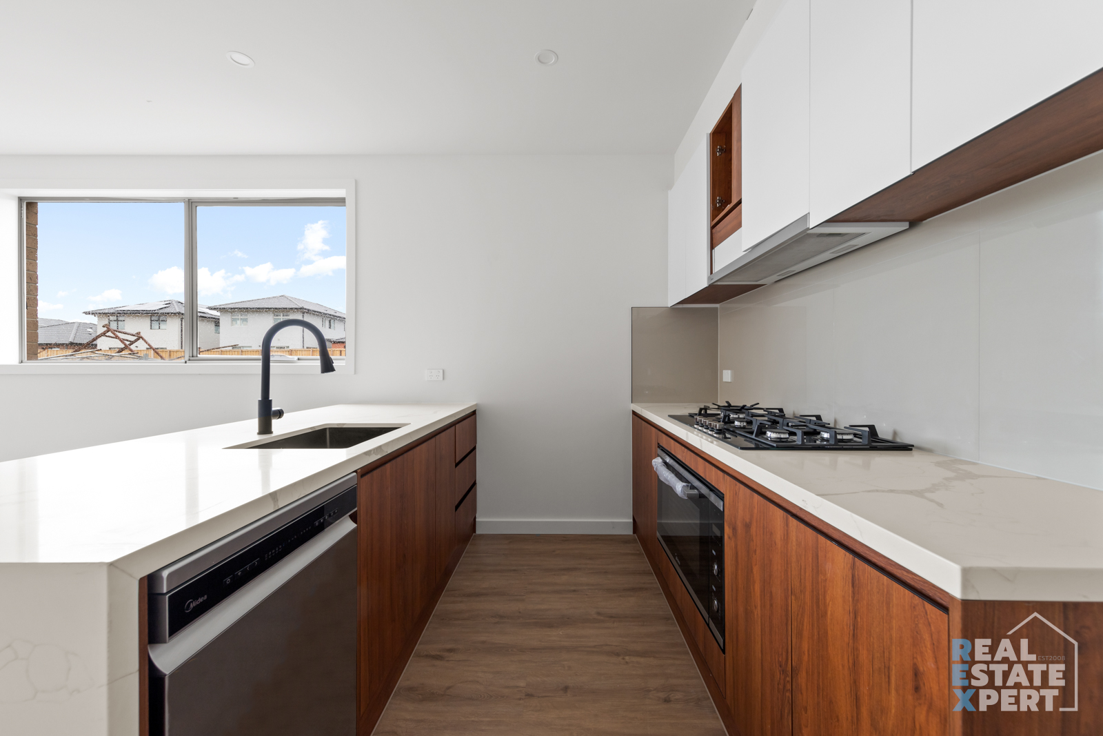 3-bedroom unit at 12 Tiger Way, Officer, VIC 3809, Cardinia, Victoria