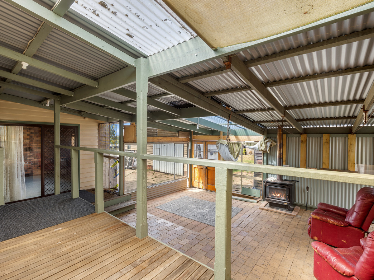109 Coleraine Road, Hamilton, VIC 3300 - Image 9