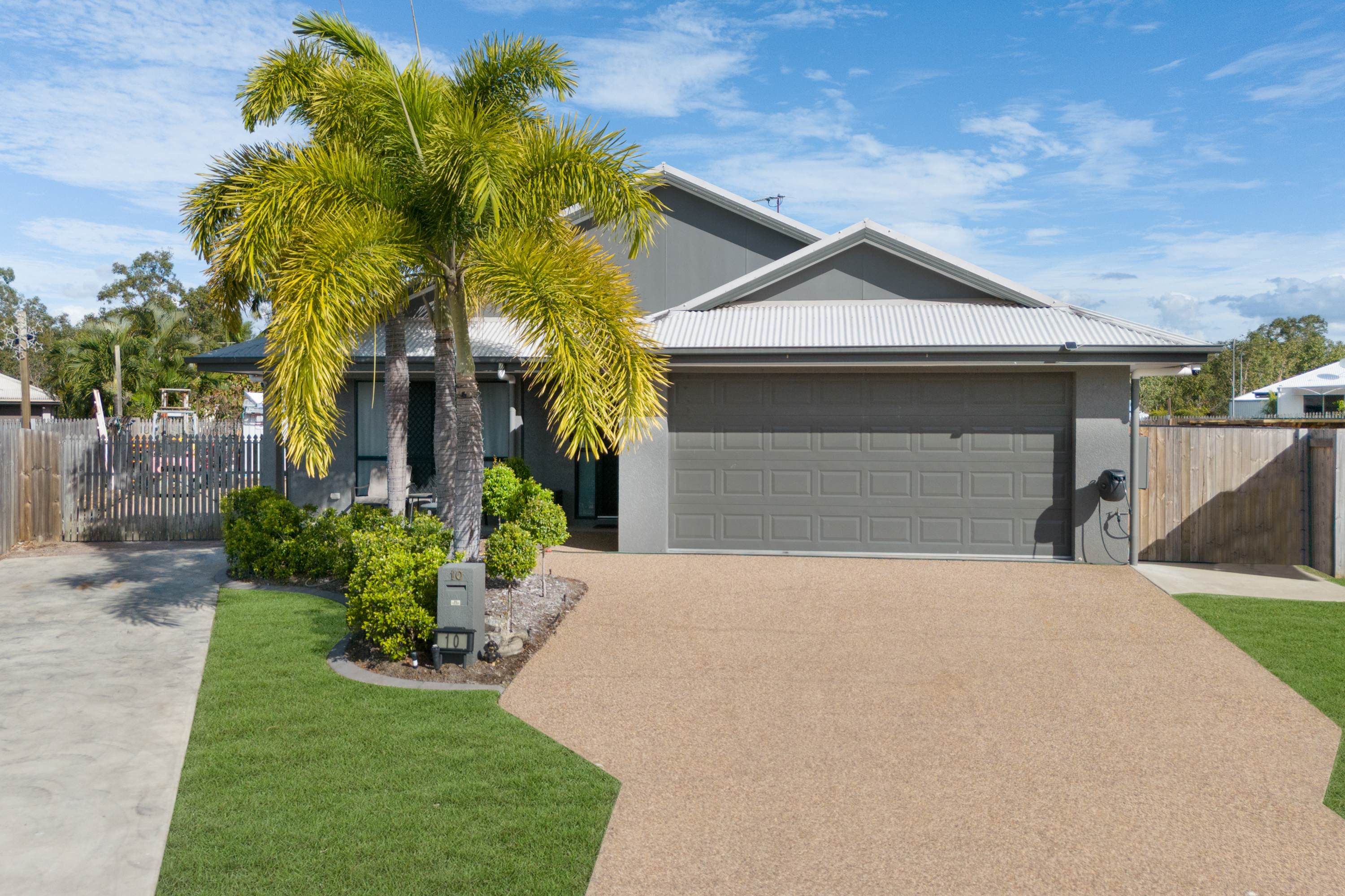 10 Lashmar Crescent, Deeragun, QLD 4818 - Image 1