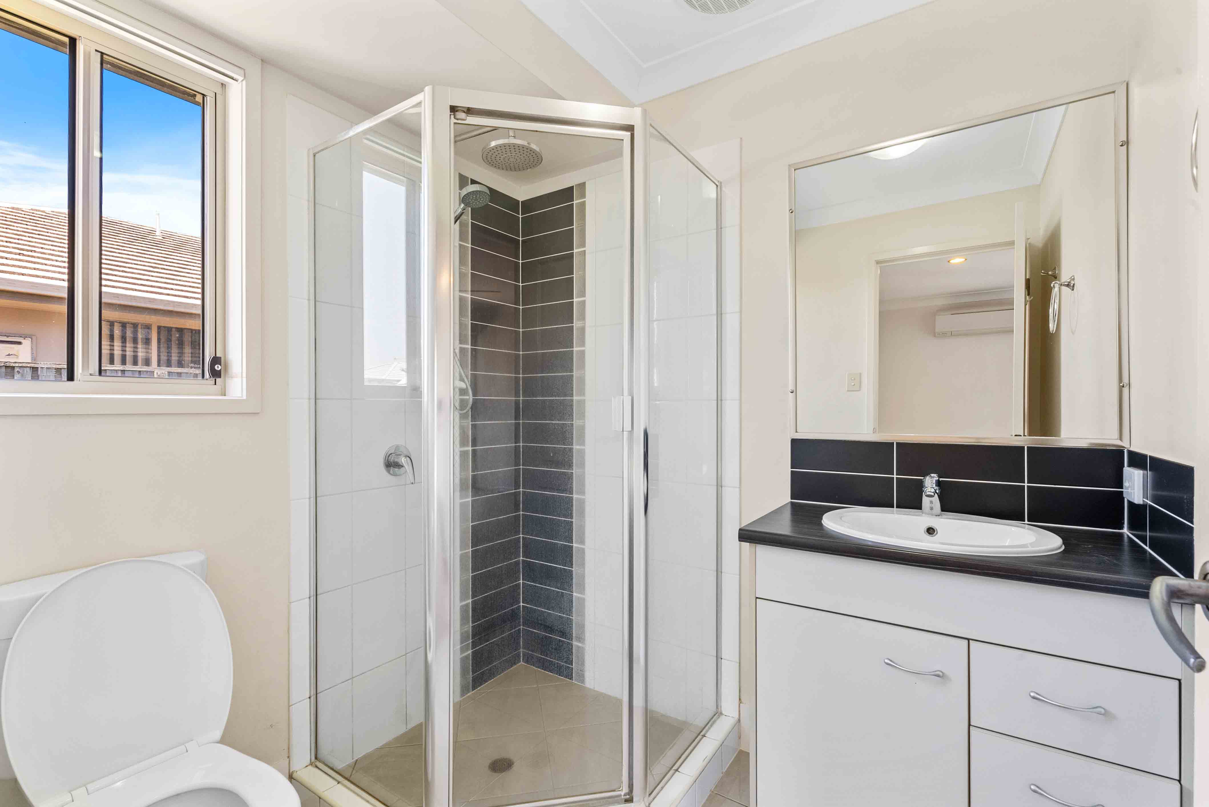 4 Parklink East Avenue, Wondunna, Qld, 4655 - Image 9