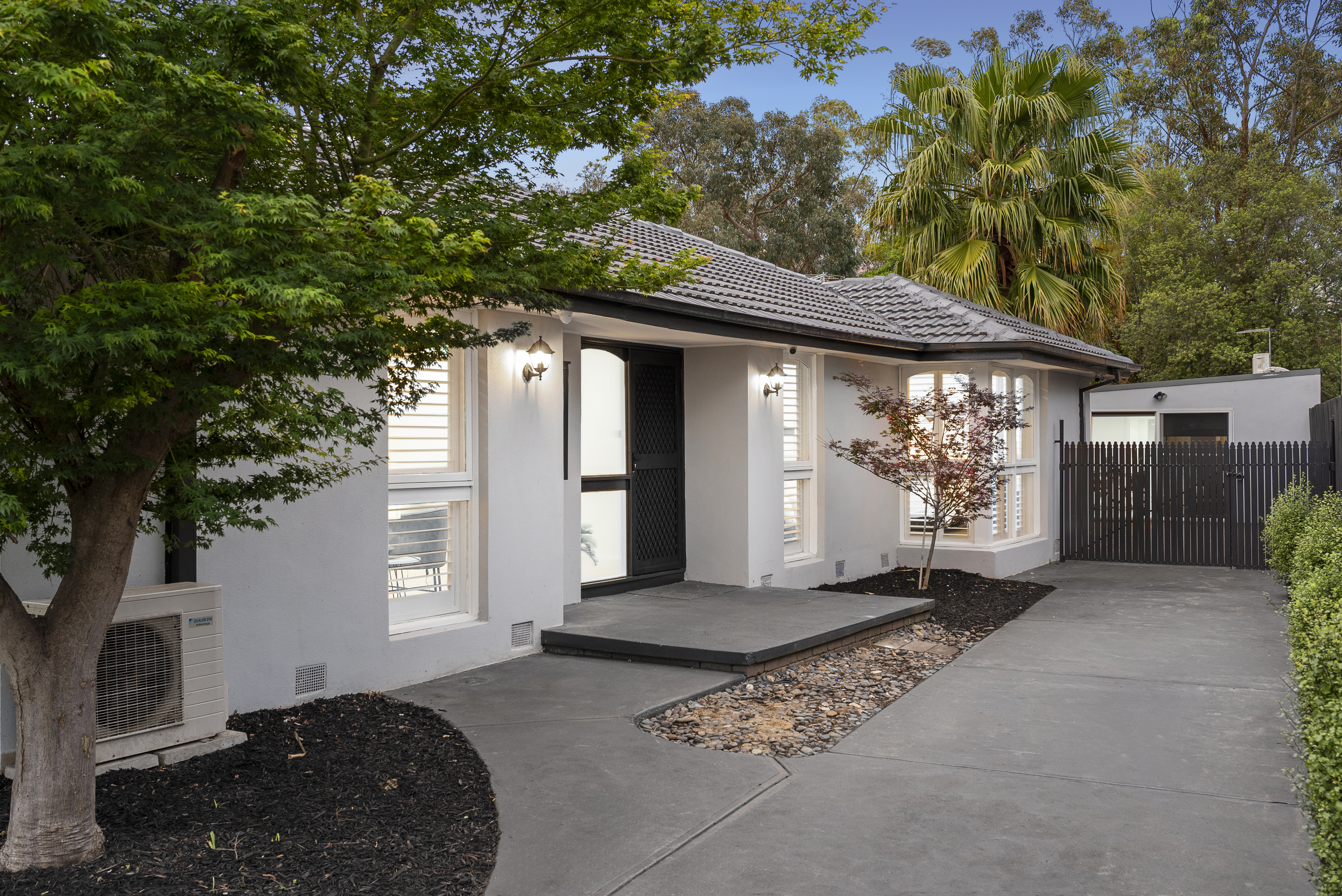 12 SUMMERLEA ROAD, Narre Warren VIC 3805 - Image 8