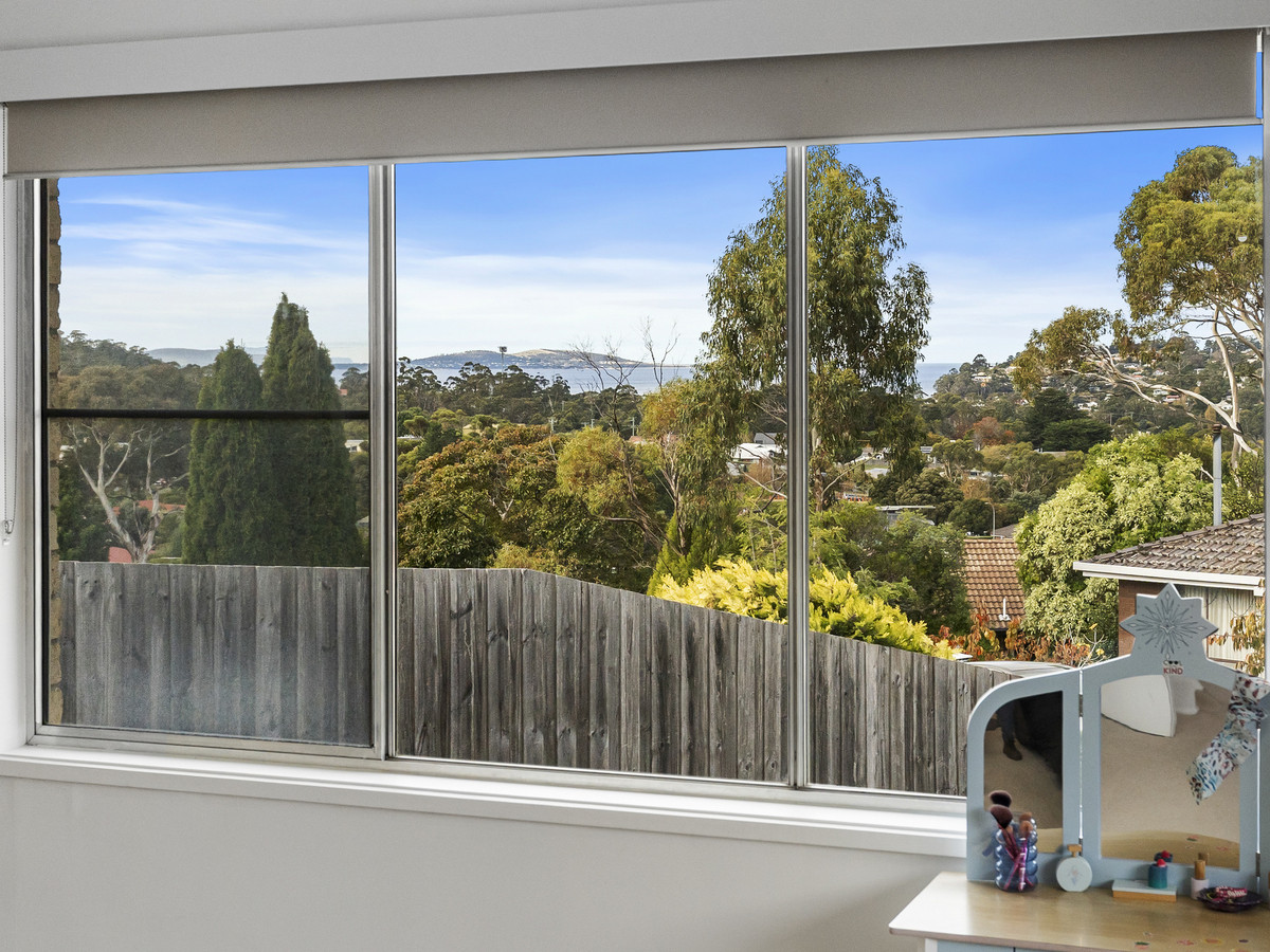 14 WAKEFORD AVENUE, Kingston TAS 7050 - Image 6