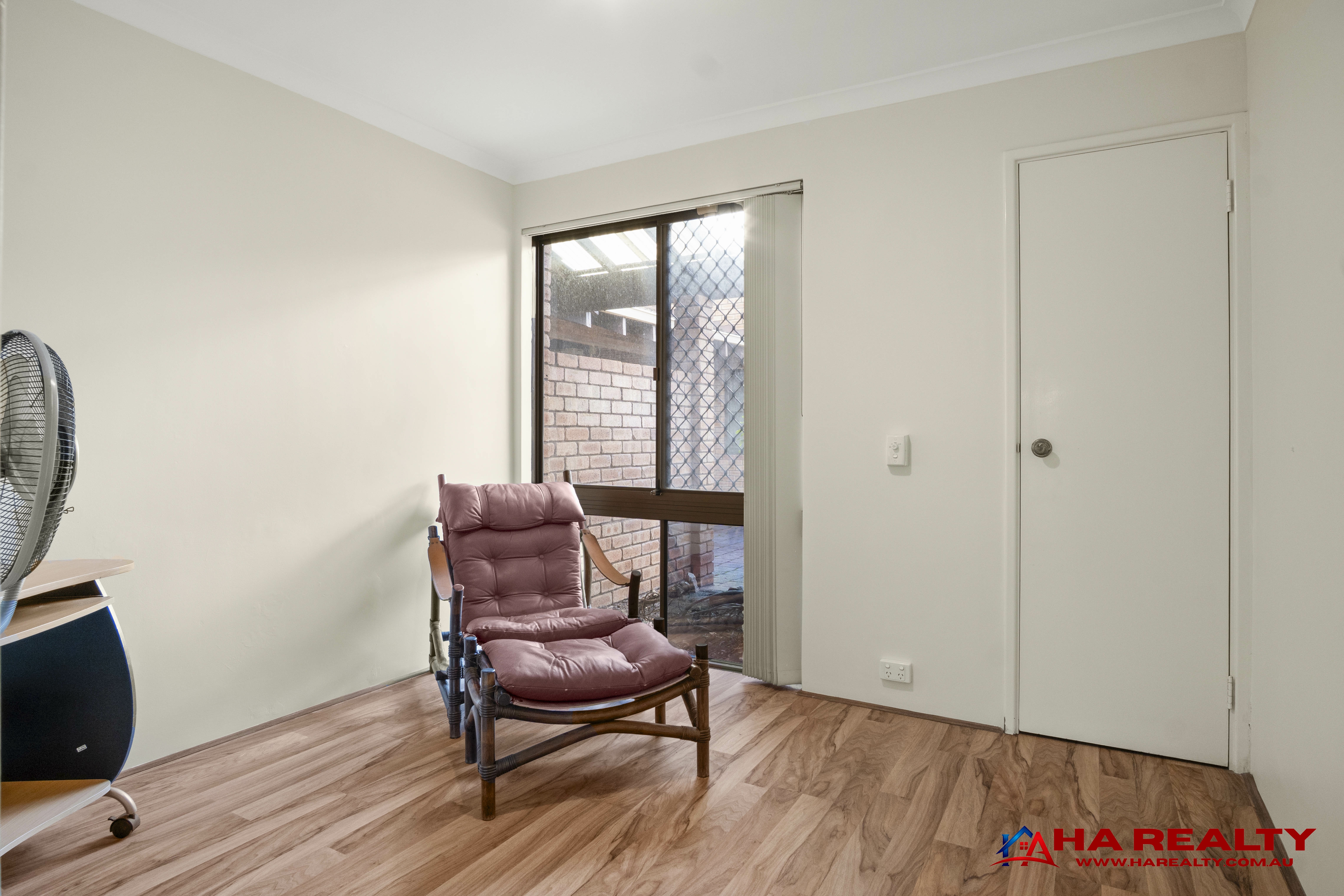 6 25 STEWART WAY, NORANDA WA 6062 - Image 10