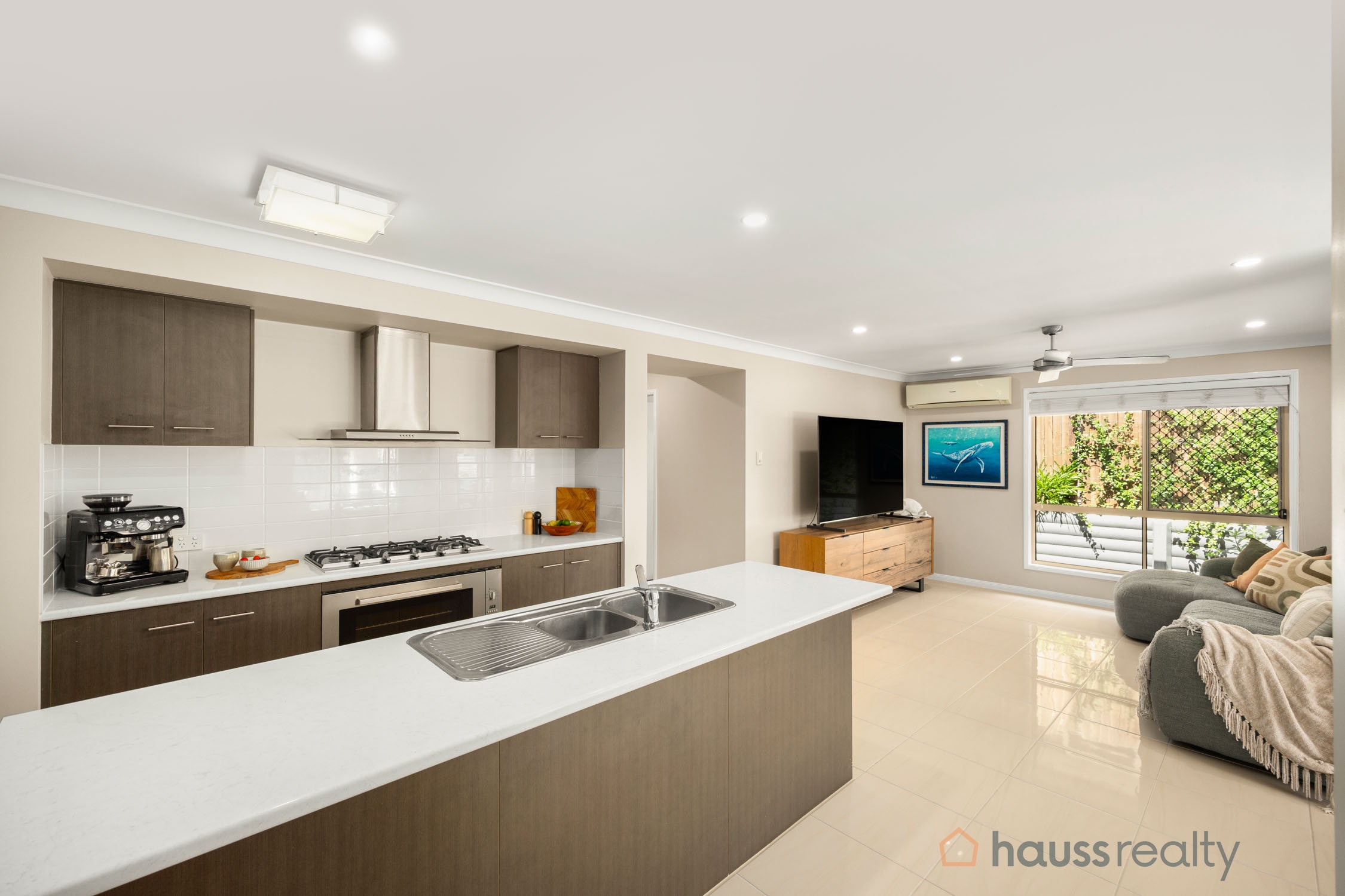 13 SANDI STREET, Oxley QLD 4075 - Image 3