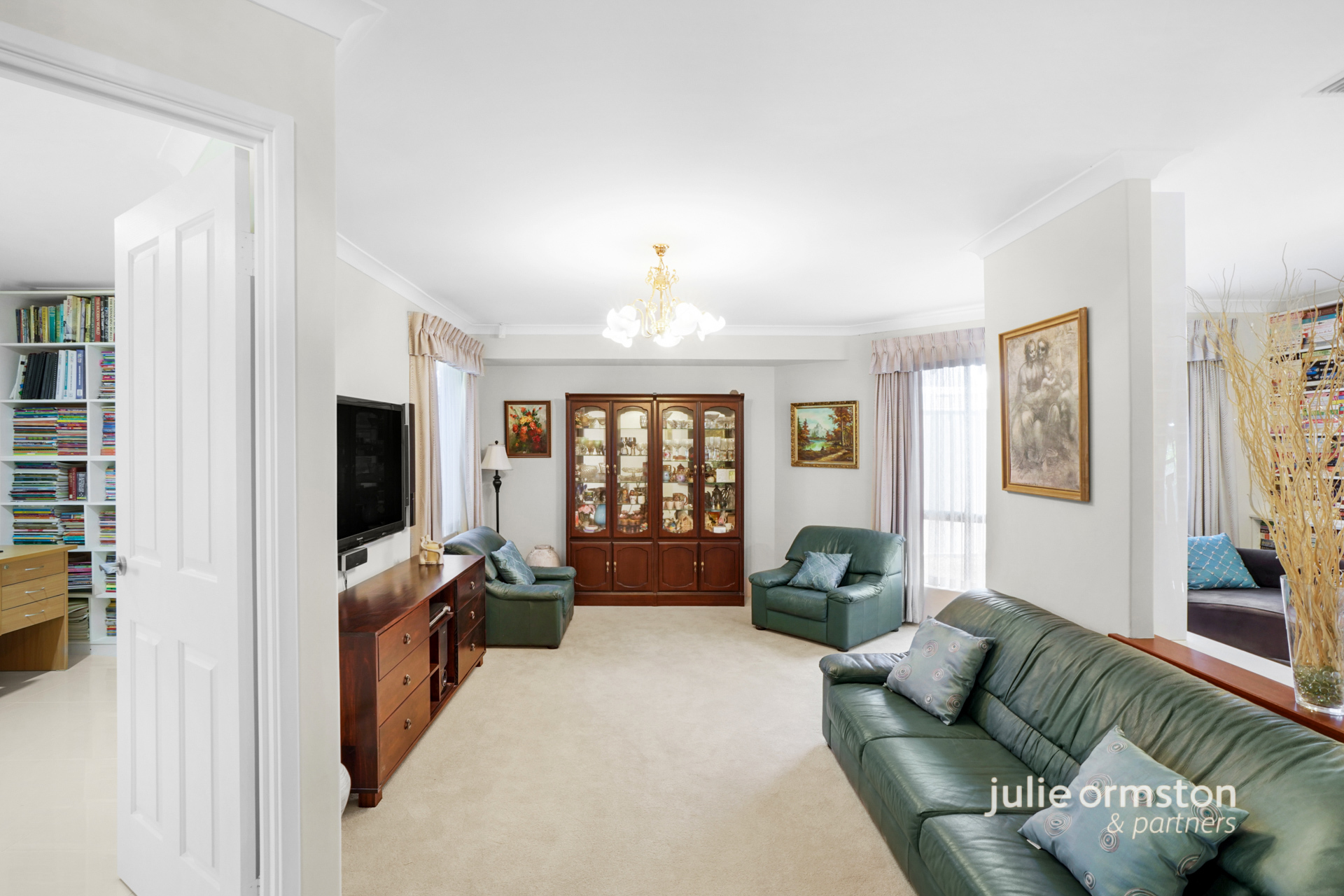 16 Lakevalley Drive, Edgewater, WA 6027 - Image 8
