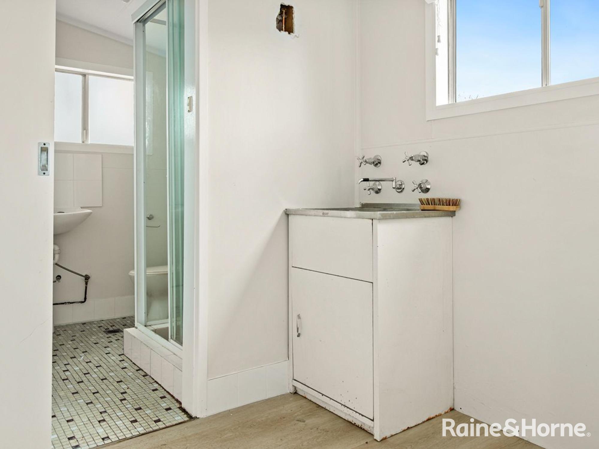 2-bedroom house at 135 Durham Street, Bathurst, NSW 2795, Bathurst, New South Wales