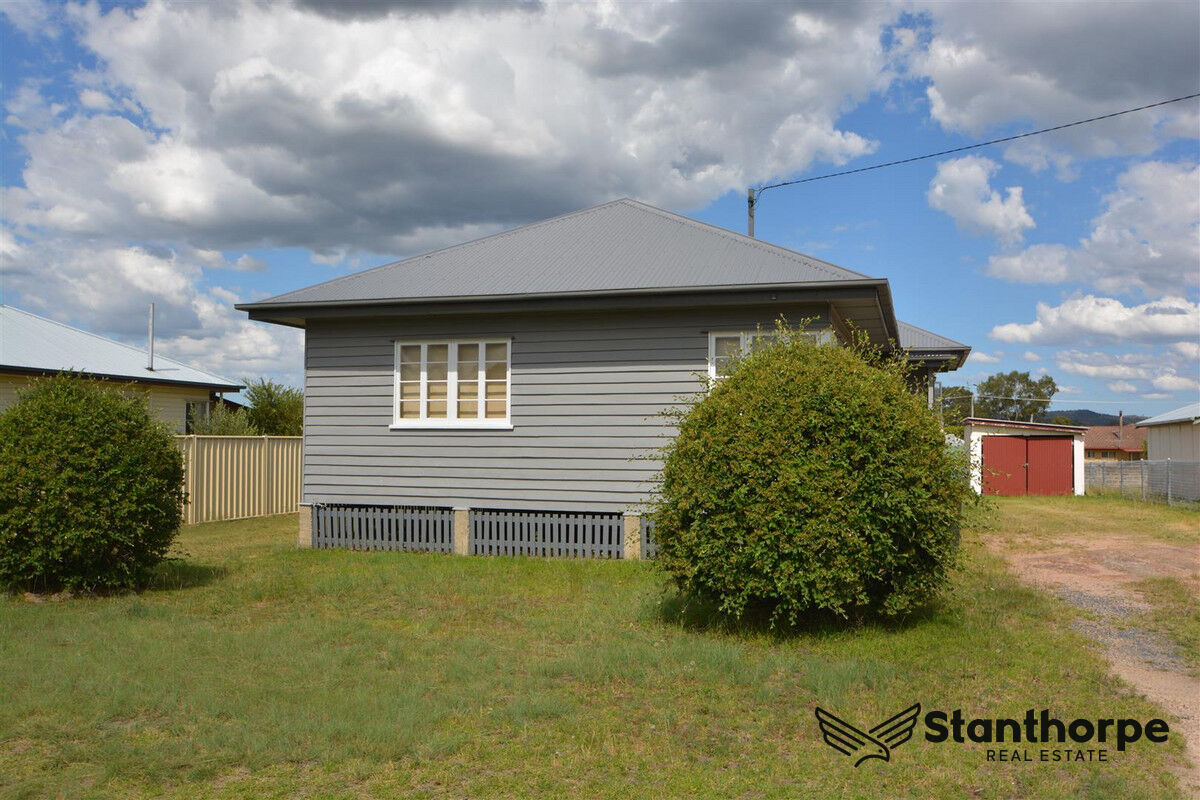 3-bedroom house at 13 Stanton Street, Stanthorpe, QLD 4380, Southern Downs, Queensland