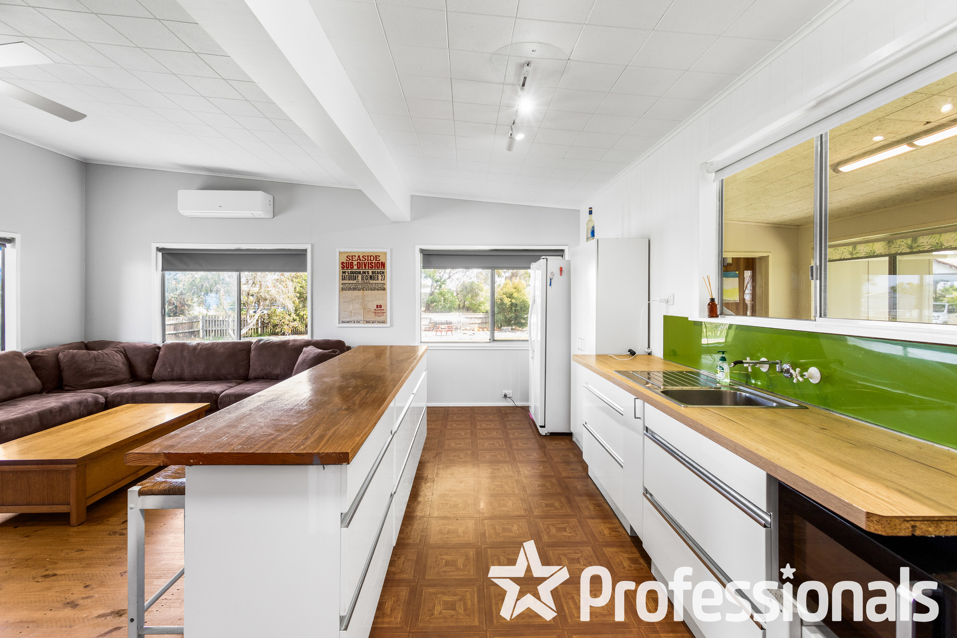 2-bedroom house at 5 Newhaven Crescent, Mcloughlins Beach, VIC 3874, Wellington, Victoria