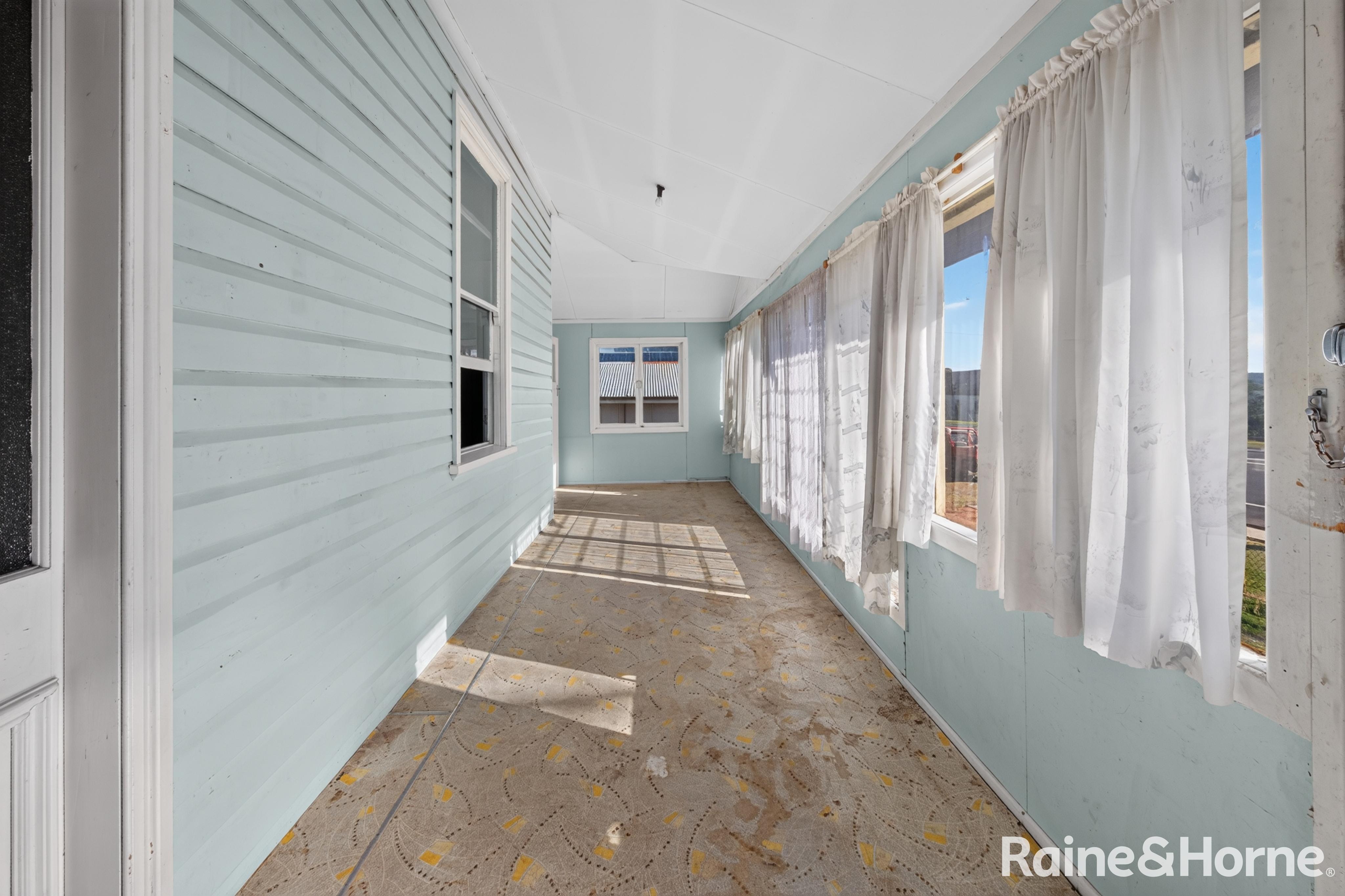 4-bedroom house at 64 Wood Street, Warwick, QLD 4370, Southern Downs, Queensland