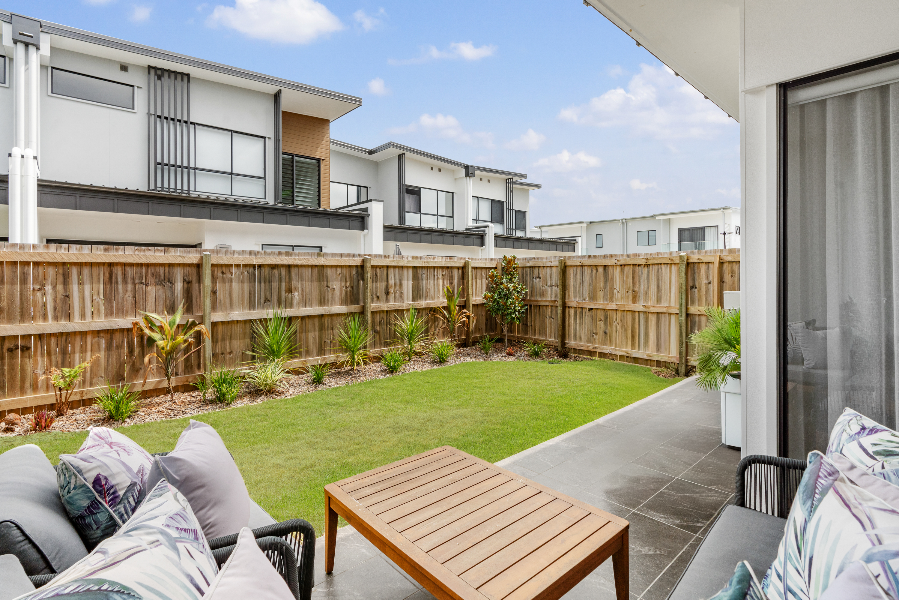26/2 Lyra Avenue, Hope Island, Qld, 4212 - Image 4