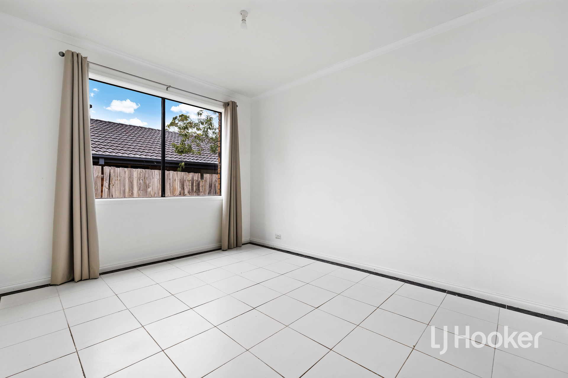 3-bedroom house at 28 MANATOKA CRESCENT, Hampton Park VIC 3976, Casey, Victoria