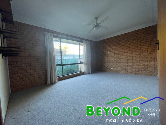21 MYRTLE STREET, Gilgandra NSW 2827 - Image 8