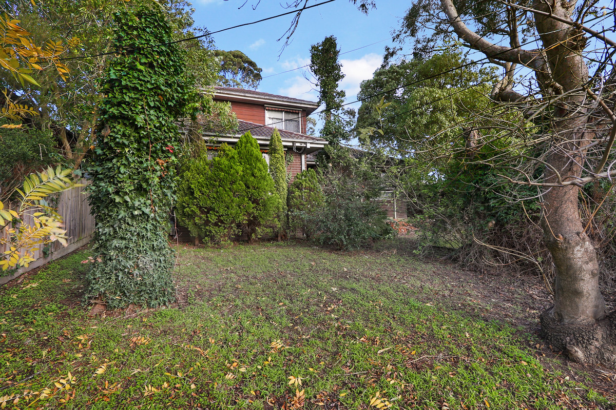 38 FARADAY ROAD, Croydon South VIC 3136 - Image 9