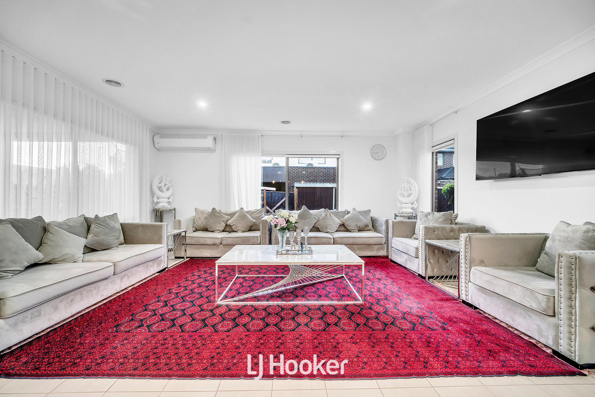 15 Caleana Court, Cranbourne North, VIC 3977 - Image 6