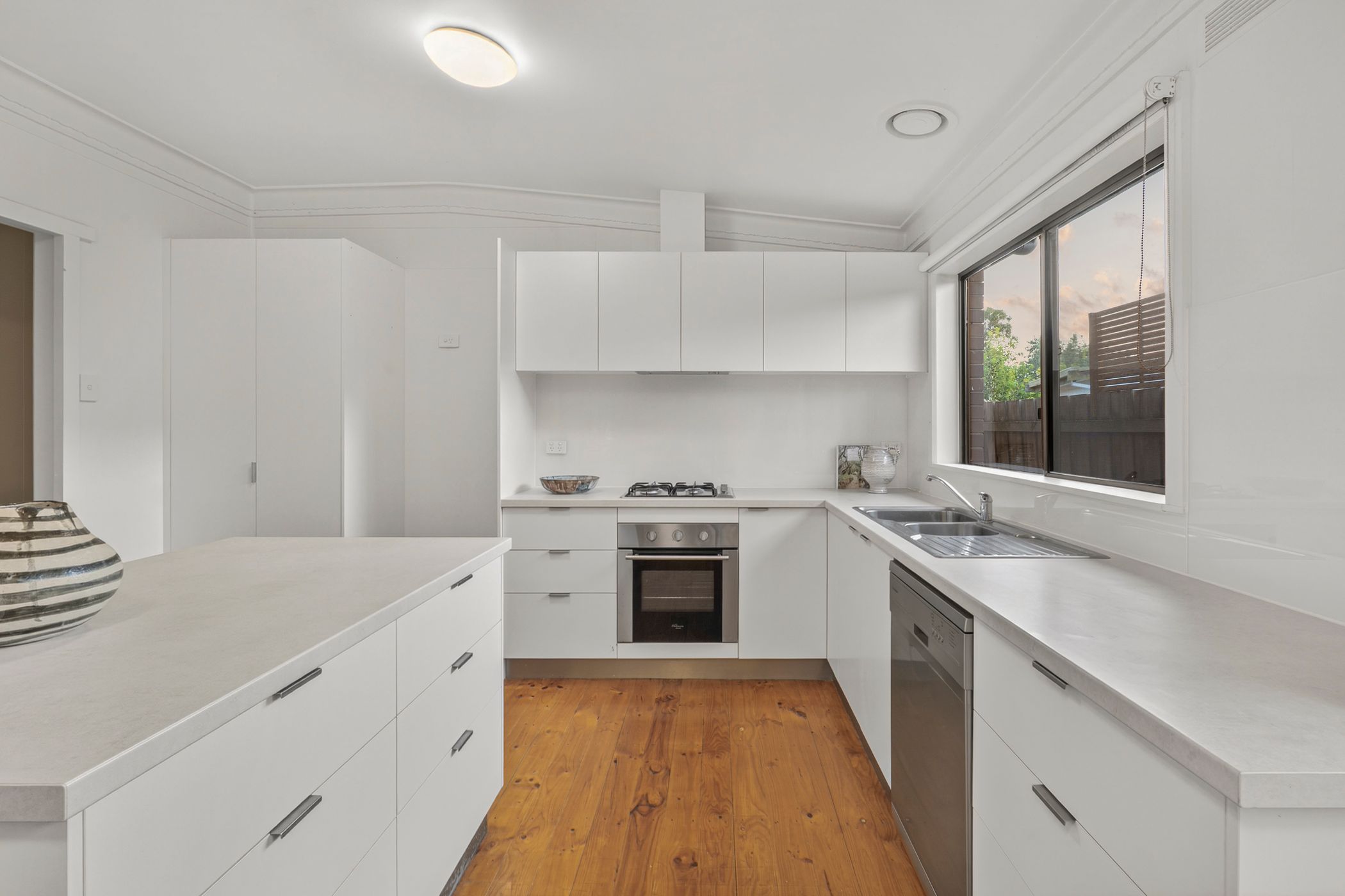 38 LAKE AVENUE, Ocean Grove VIC 3226 - Image 2