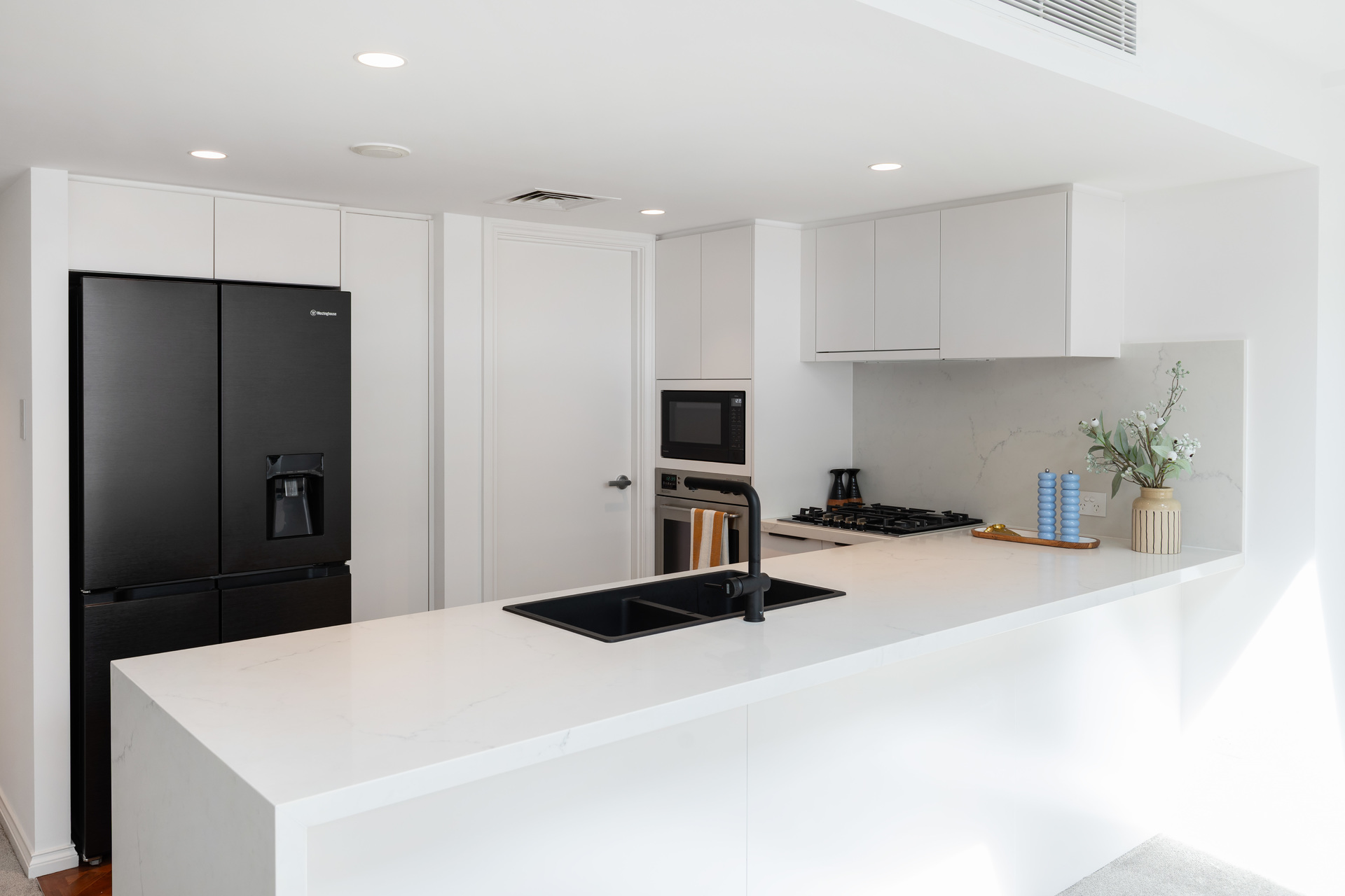 507/6E Cowper Wharf Roadway, Woolloomooloo, NSW 2011 - Image 10
