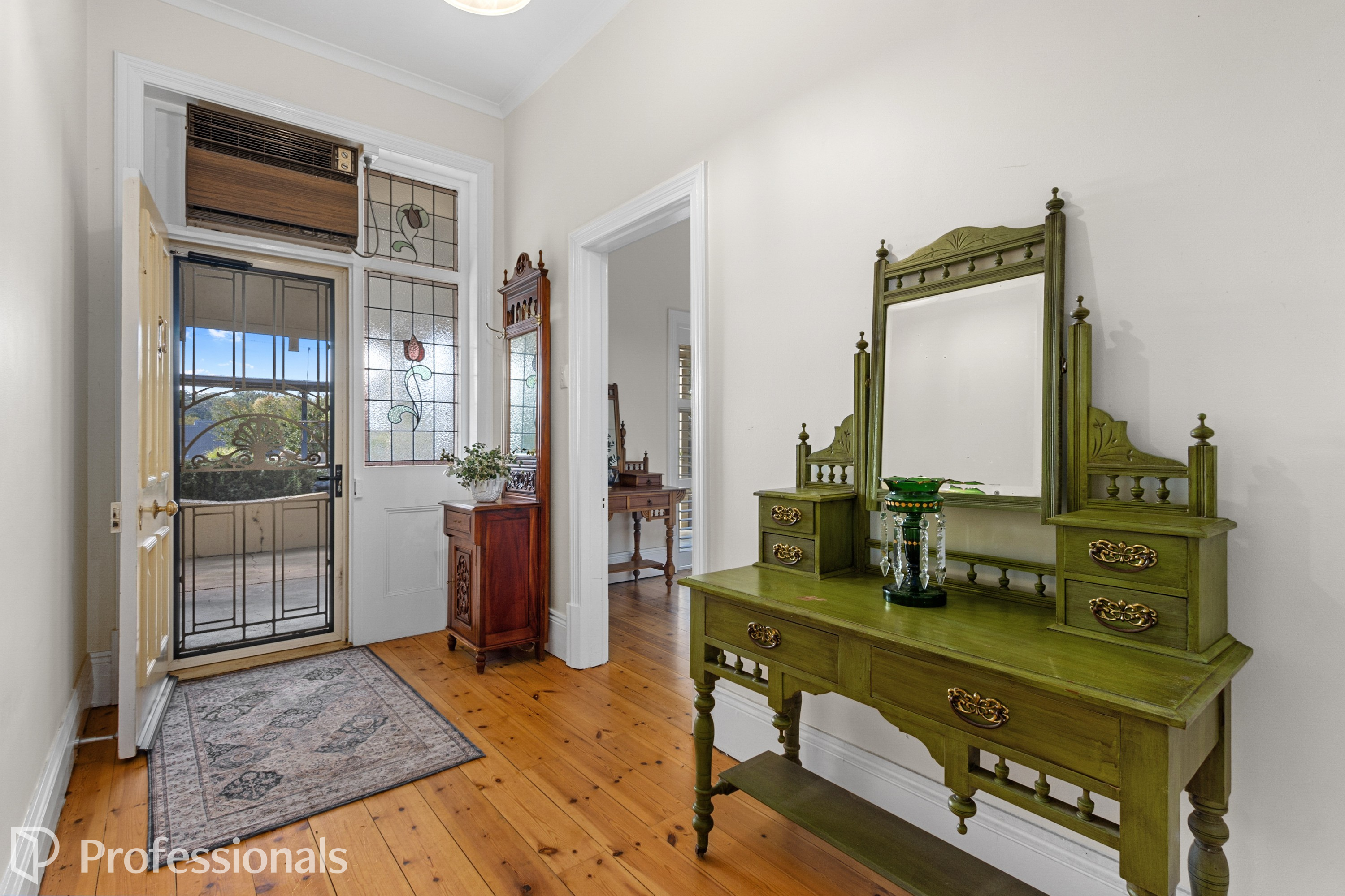 2 KING STREET, Clare SA 5453 - Image 2