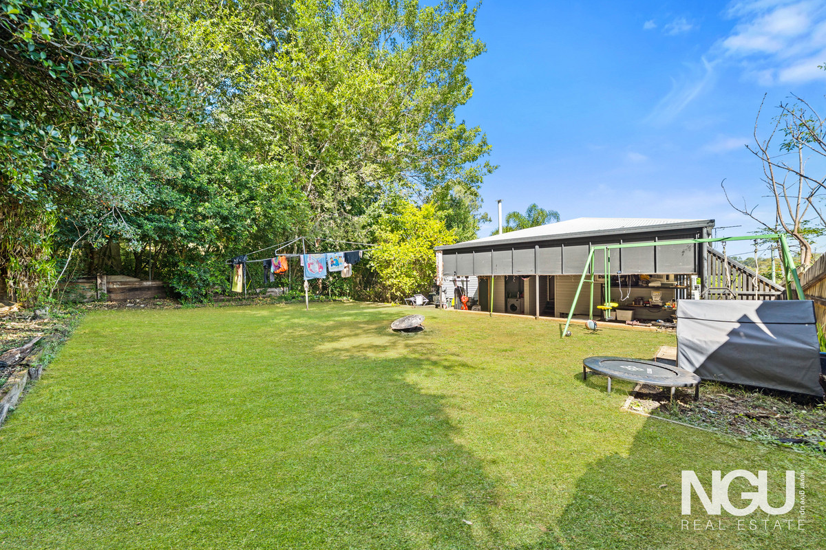 15 COLLIN COURT, Kingston QLD 4114 - Image 9